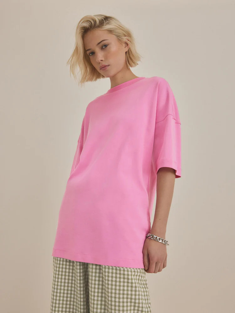 Buy Bright Pink Relaxed Fit Heavyweight Longline T-Shirt from Next Belgium | Next EU