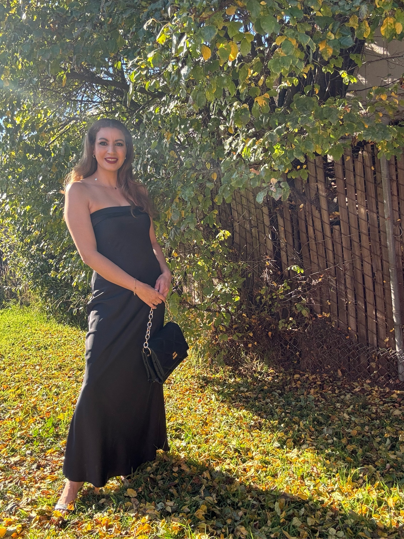 MEROKEETY Vestido largo sin tirantes para mujer, tubo de satén sin tirantes, sin espalda, para invitadas de boda.
De referencia utilizo el Size :M
Disposable en otros colores.



#LTKbeauty #LTKstyletip #LTKwedding