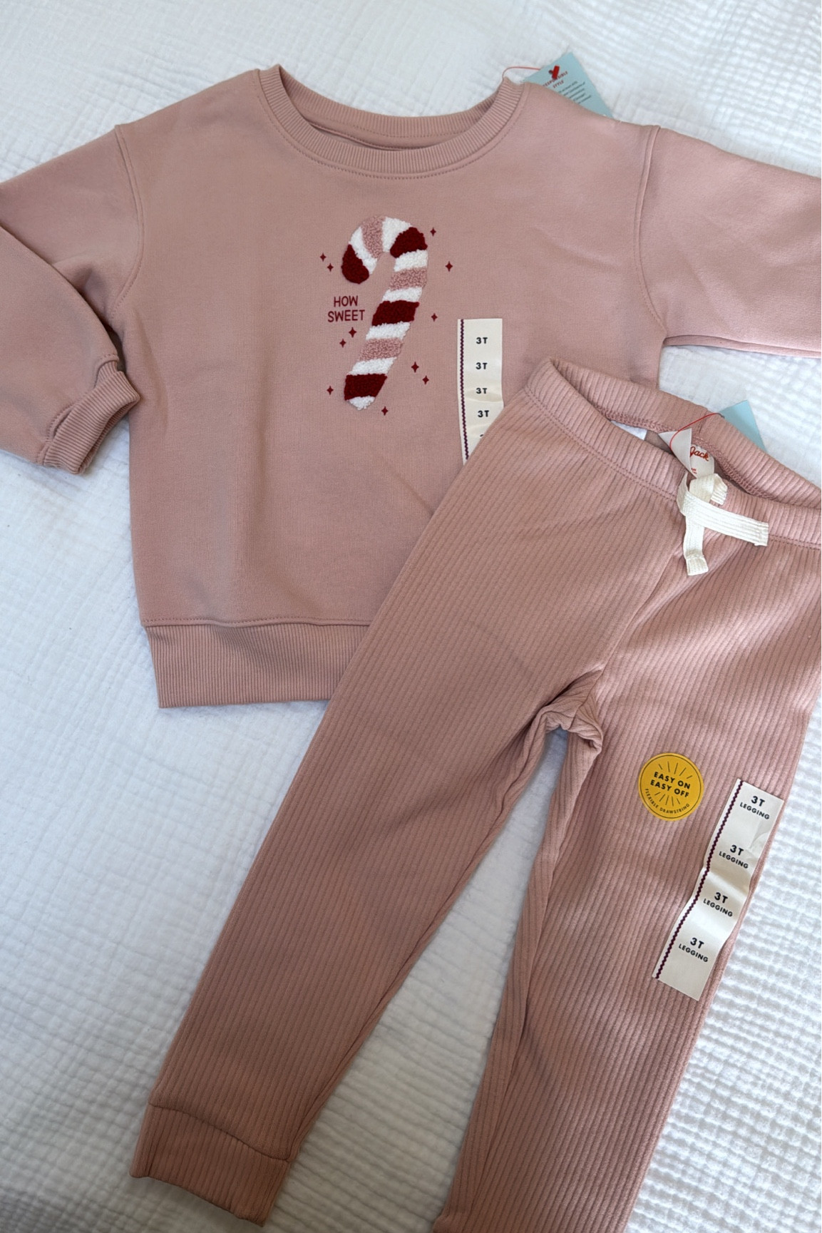 Toddler Christmas jogger set 🎅🏼 

Christmas// holiday// toddler clothess

#LTKBaby #LTKHoliday #LTKKids