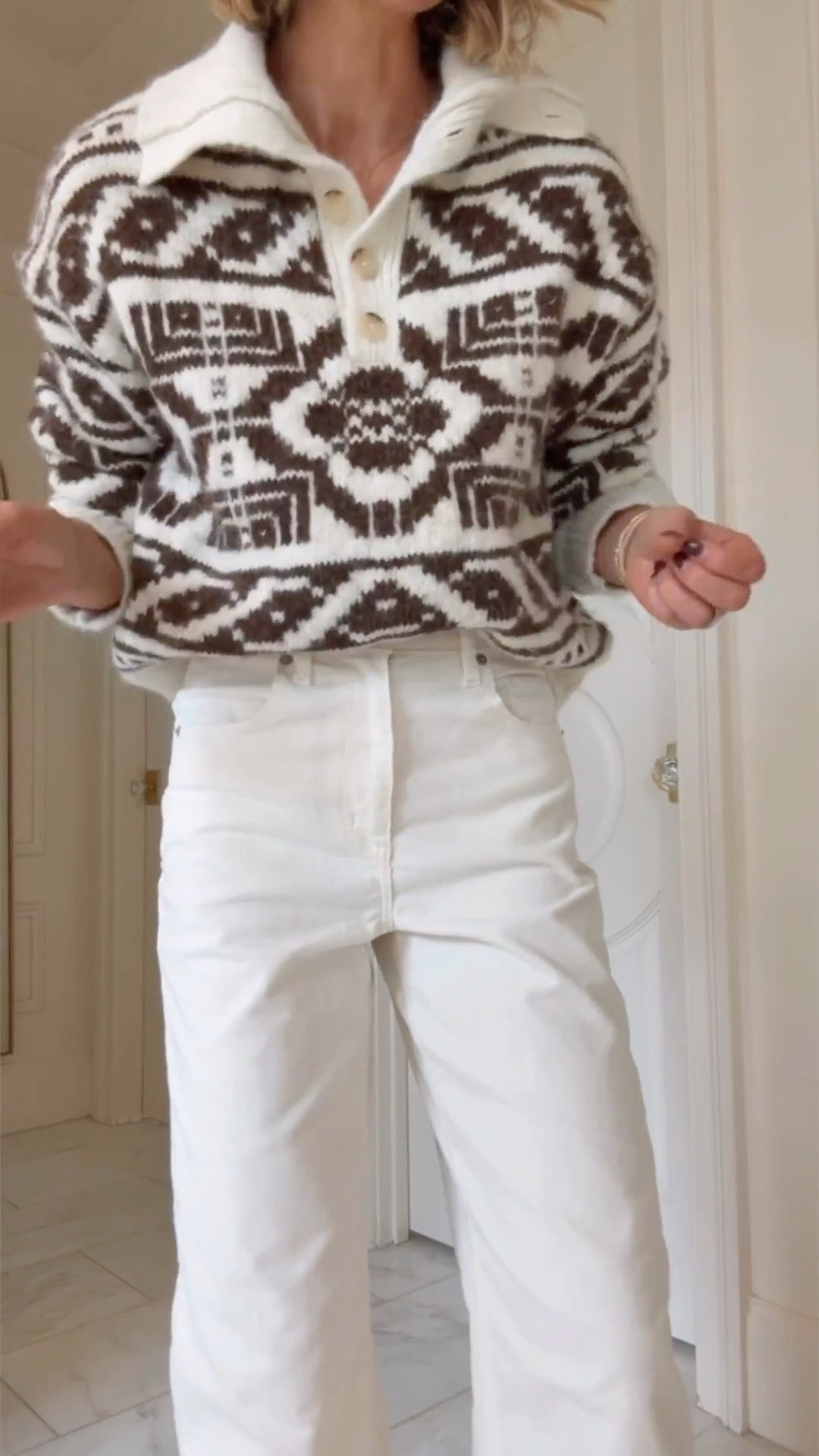 This mini target haul is so good. This could be my favorite matching set from Target ever! I'm wearing size xs in bottoms and small in tops. 


#LTKFindsUnder50 #LTKootd #LTKFindsUnder100