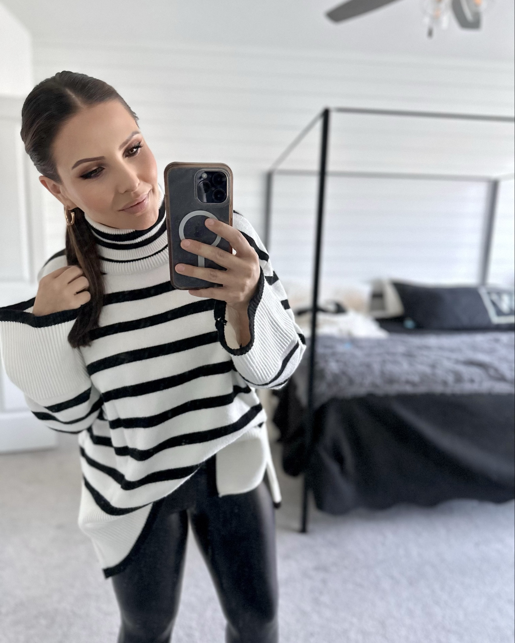 Cozy and comfortable doesn’t have to look like Adam Sandler
This striped, bell sleeve turtle neck paired with vegan leather leggings feels like lounge wear but is perfect for casual work meetings
Wearing a small in everything linked below
I’m 5’ ish and 135lbs for reference 

#LTKFindsUnder100 #LTKStyleTip #LTKWorkwear