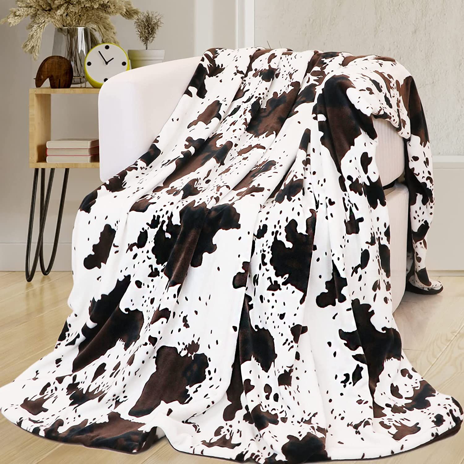 Fleece Cow Print Throw Blanket, Super Soft Flannel Cozy Cow Blankets for Adults, Lightweight Fuzz... | Amazon (US)