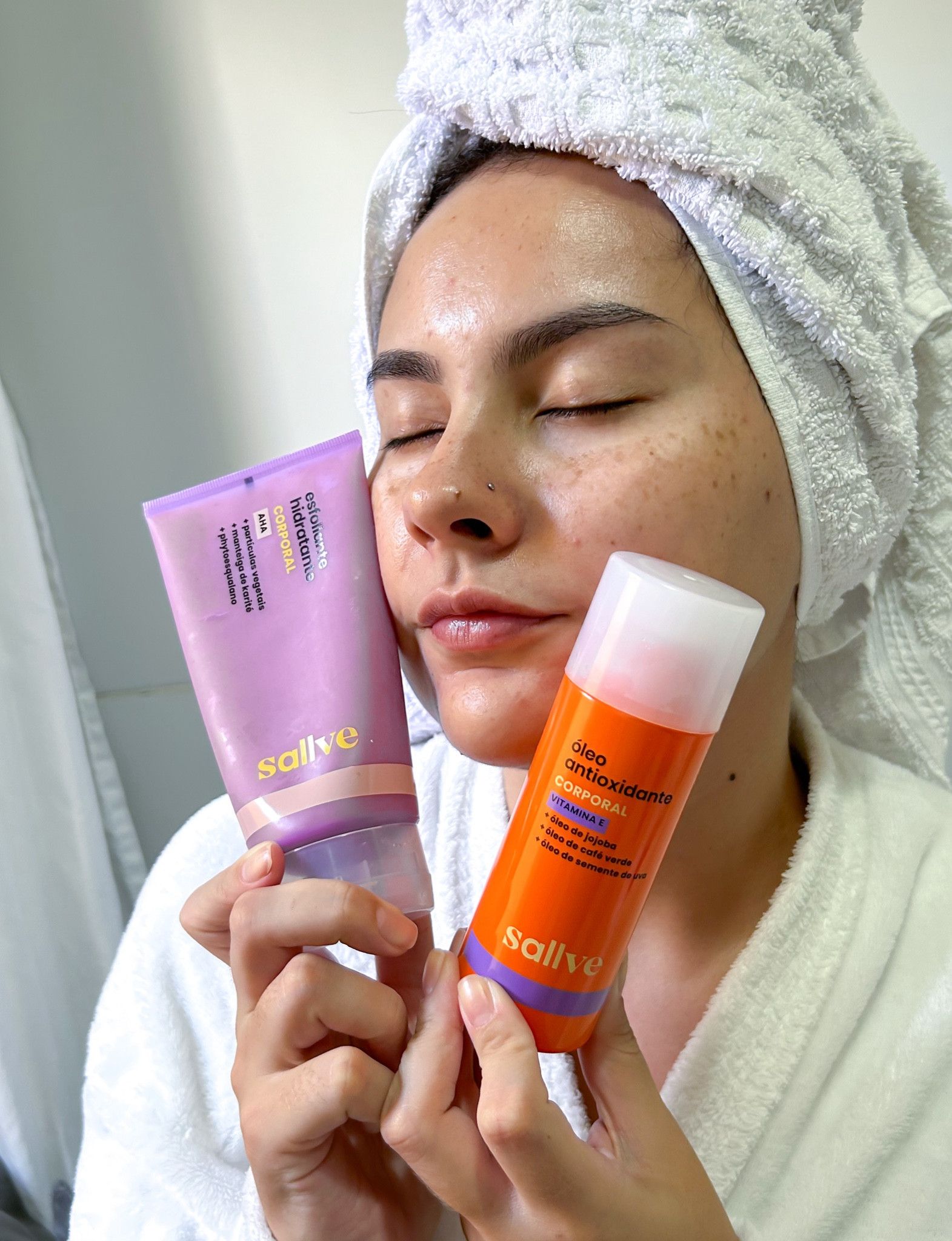 A forma mais prática de cuidar da sua pele no outono inverno 🧡 esfoliante hidratante + óleo antioxidante corporal para usar no banho! 

#LTKbeauty