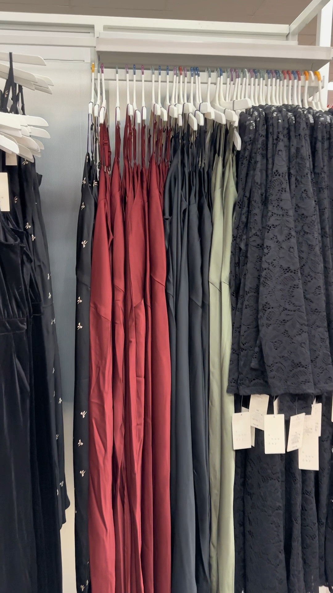 Our favorite $25 satin slip dresses at Target are now available in a new bow print that’s sooo cute for the holidays! 

#LTKSeasonal #LTKHoliday #LTKFindsUnder50