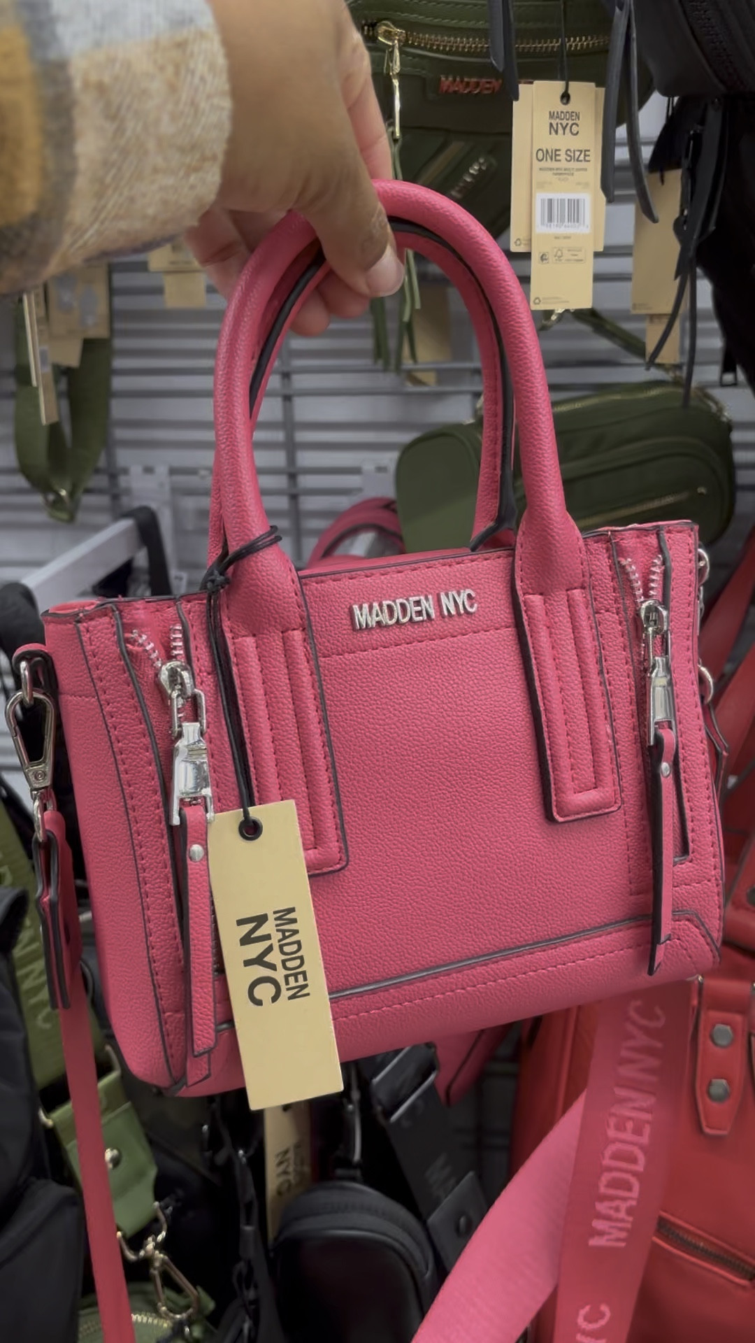 Gift ideas for her under $25! Spotted these at Walmart. #walmart#walmartfinds 

#LTKGiftGuide #LTKFindsUnder50 #LTKHoliday