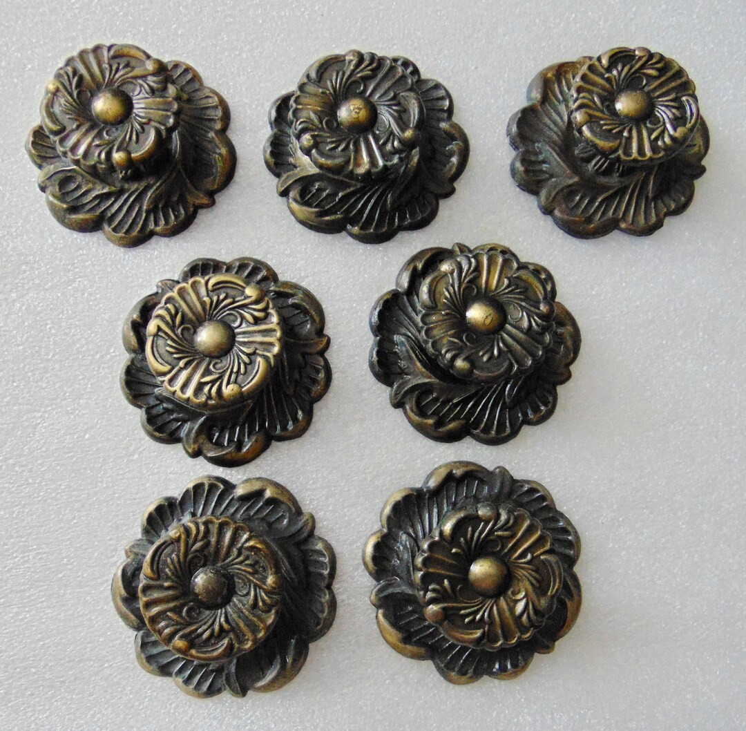 Antique Brass Flower Knob and Back Plate Sets 7 Dresser - Etsy | Etsy (US)
