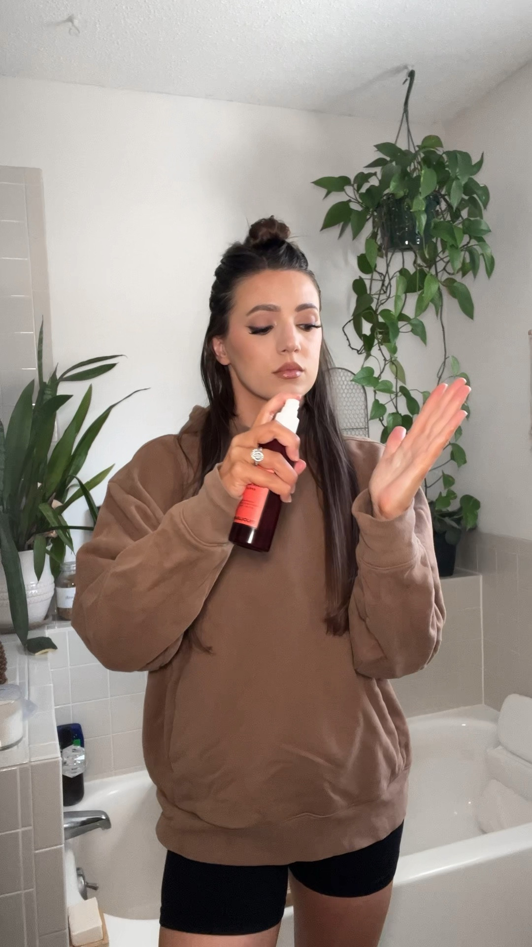 Heat protectant, clean beauty, clean hair care, hair care routine 

#LTKbeauty