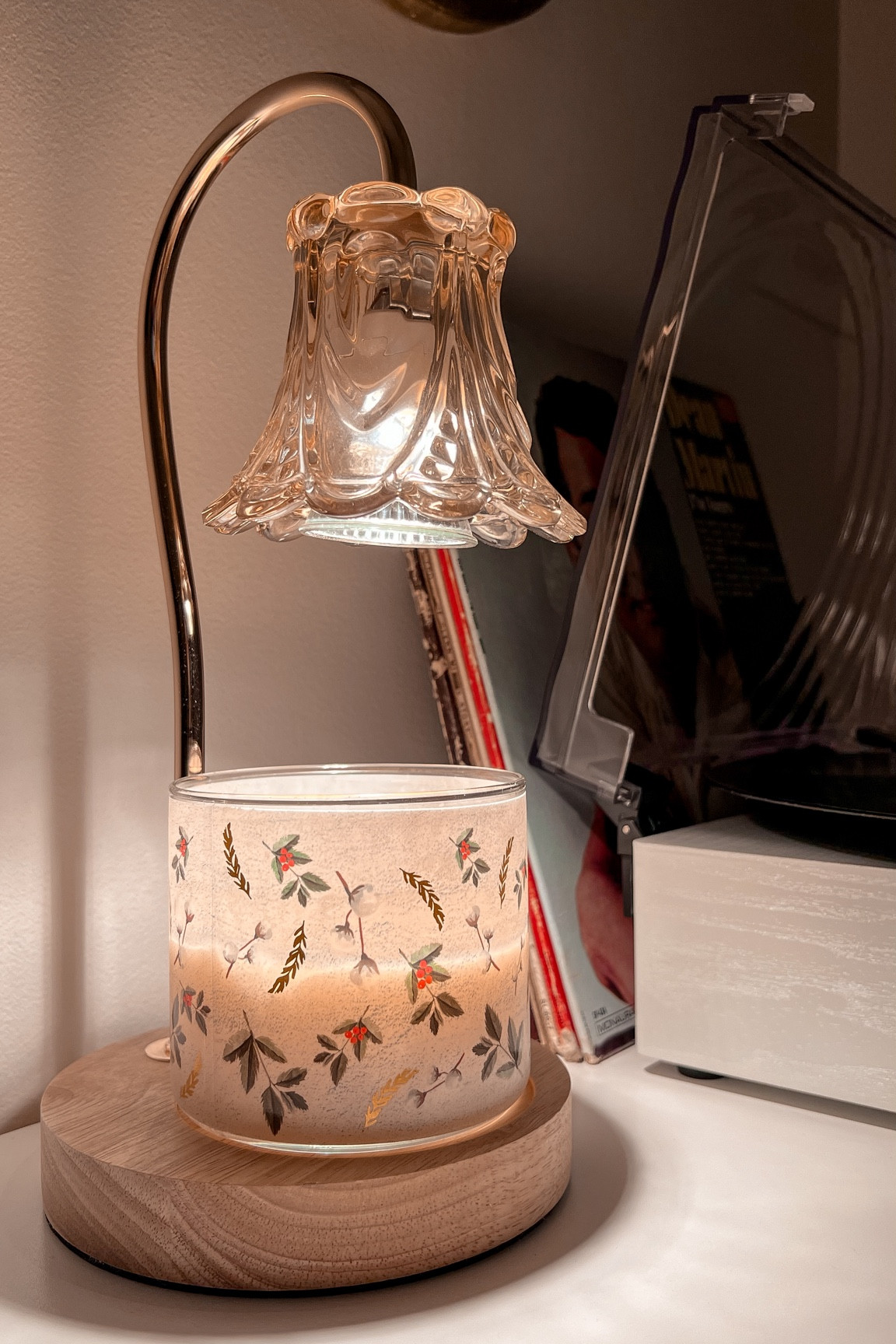 My candle warmer lamp is 50% off right now!! So perf for the cozy months coming up 🥰

#LTKunder50 #LTKsalealert #LTKhome