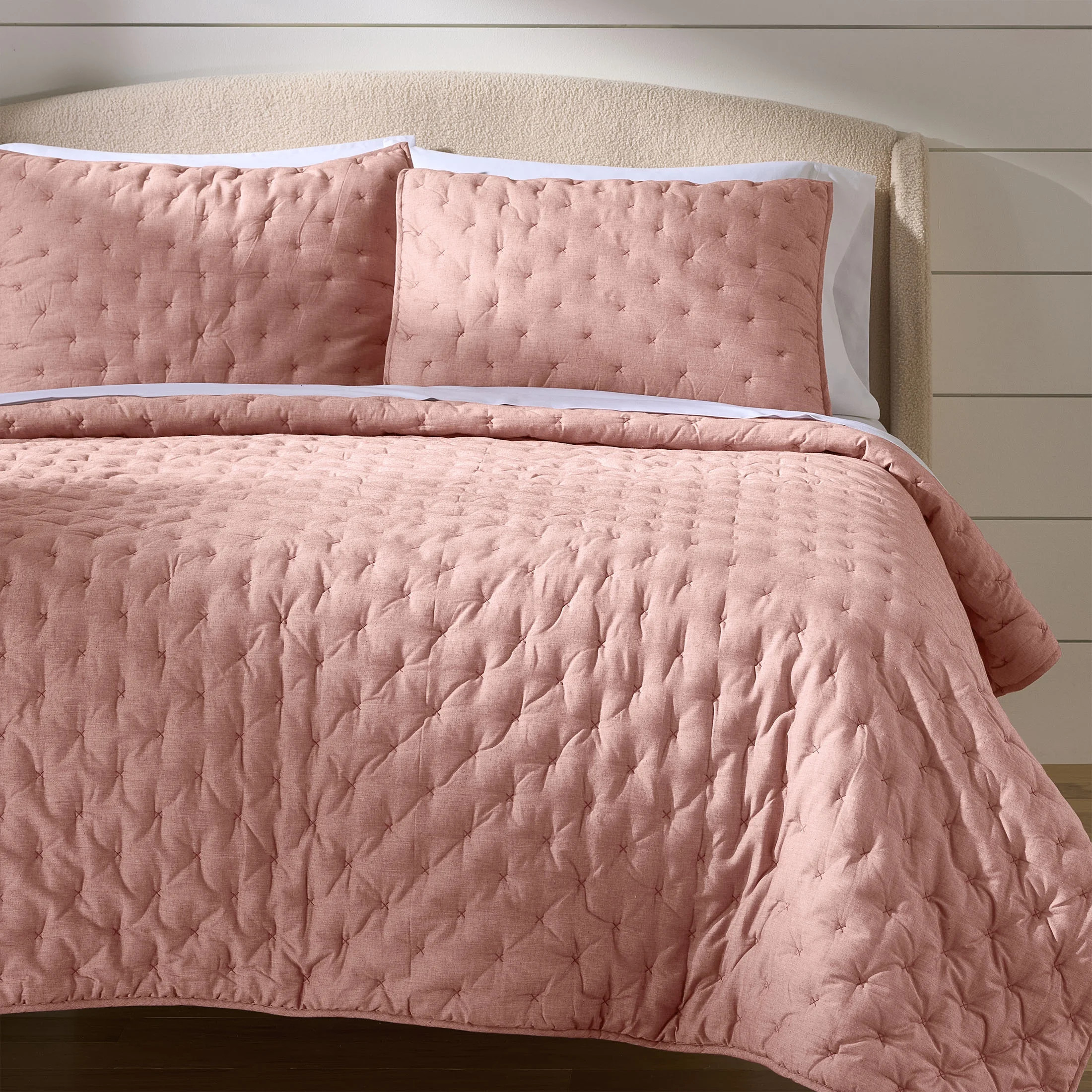 Better Homes & Gardens Rose Chambray Quilt, Full/Queen - Walmart.com | Walmart (US)