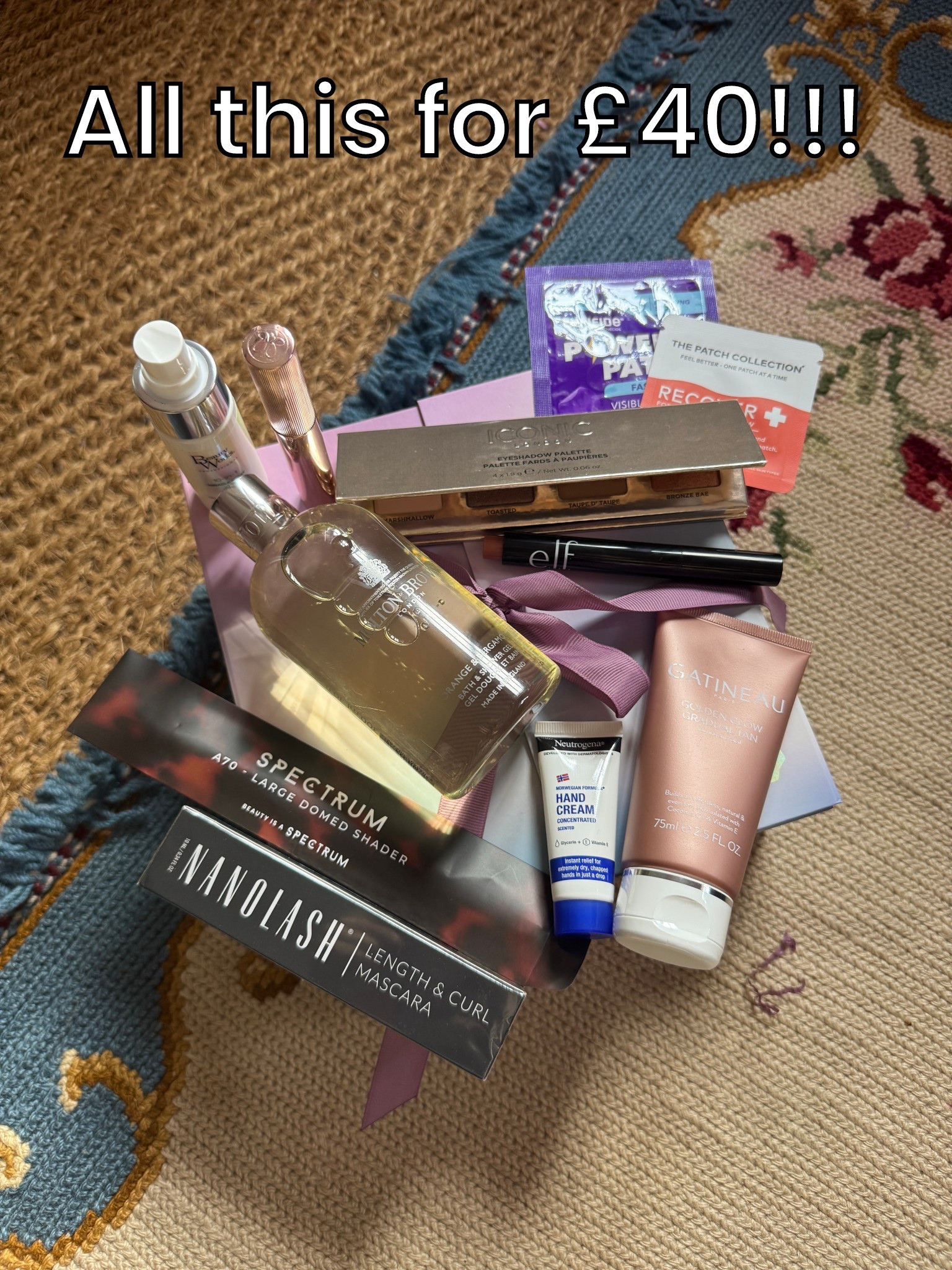 All of this for £40!!!! No joke!!!! #glossybox limited edition box 

#LTKuk