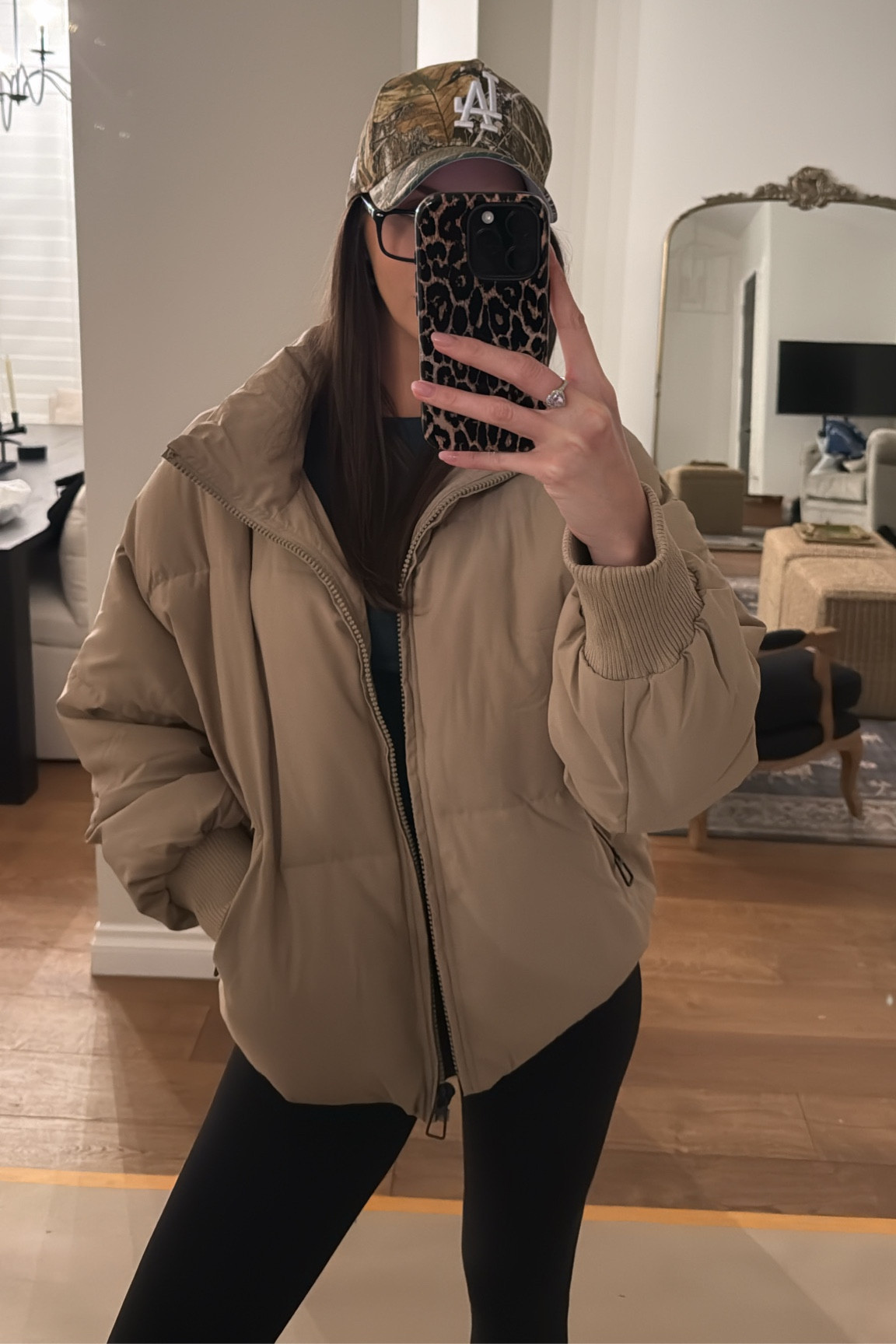 🤎 Amazon jacket for the always cold girlie 🐻 Size M