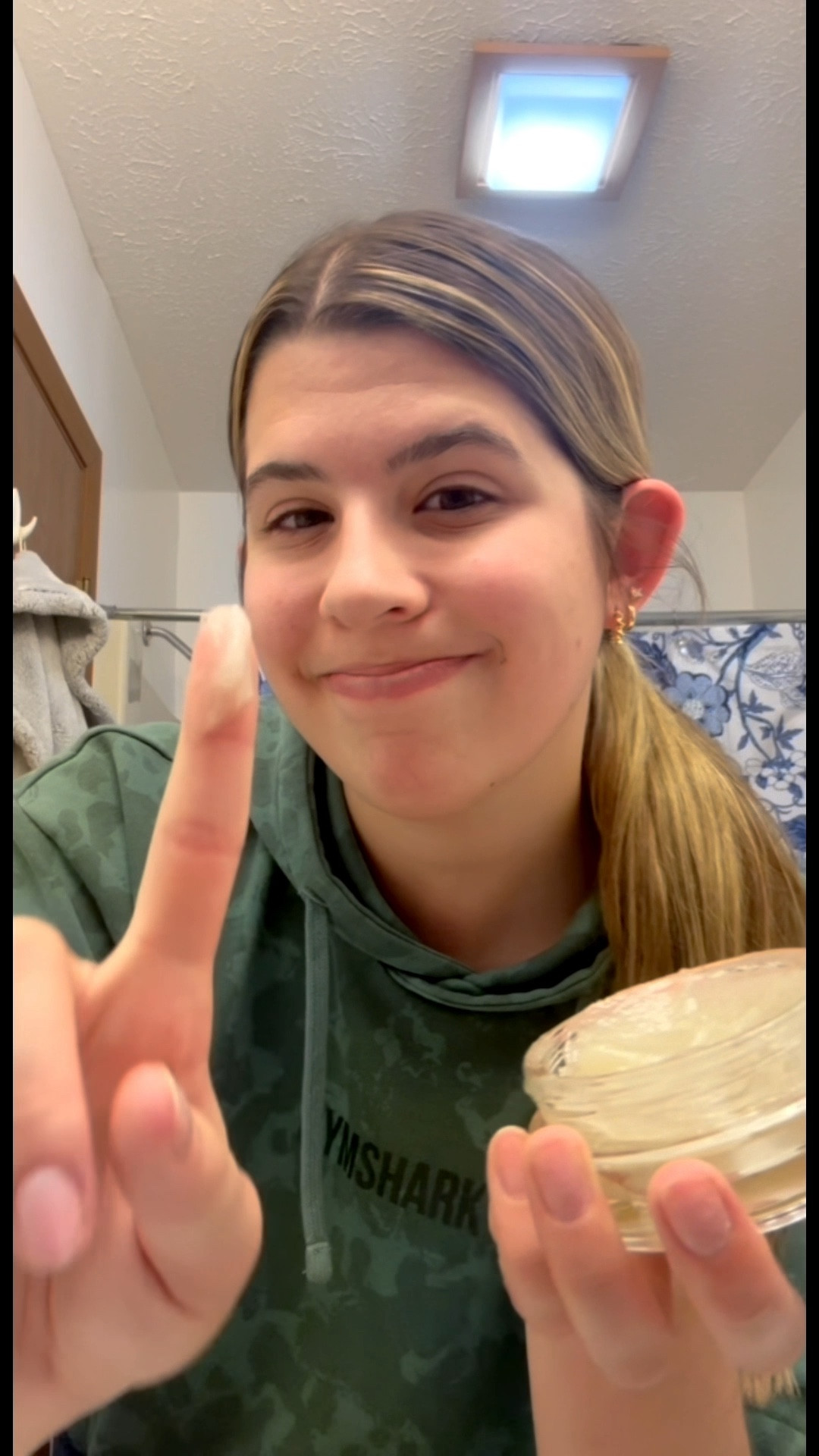 Lately I’ve been all about keeping my skincare routine simple, and the “I Am Polished” Facial Exfoliator from @crunchicollection has been my favorite 💫 It leaves my skin feeling so smooth and refreshed, and I love that it’s made with clean ingredients and eco-friendly packaging 🌿 Definitely a new staple in my routine 🤍
#crunchi #crunchicollection #collab #ad #cleanbeautyproducts #ltkbeauty #ltk 

#LTKFindsUnder100 #LTKStyleTip #LTKBeauty