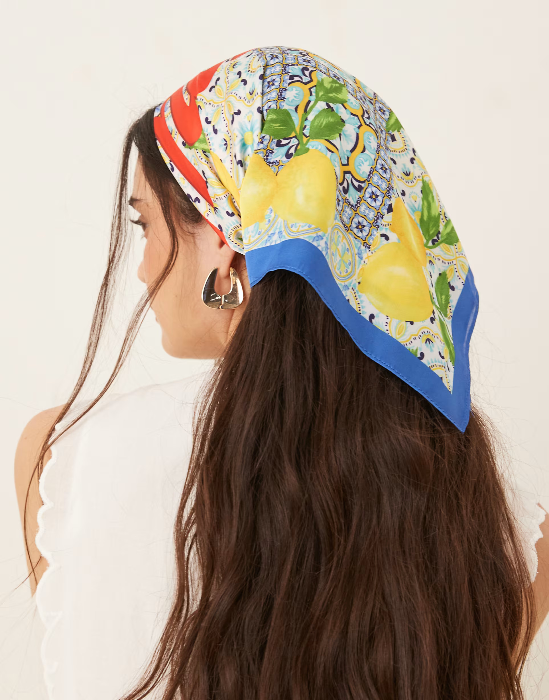 Sui Ava Ciao Amore lemon print scarf in multi | ASOS (Global)