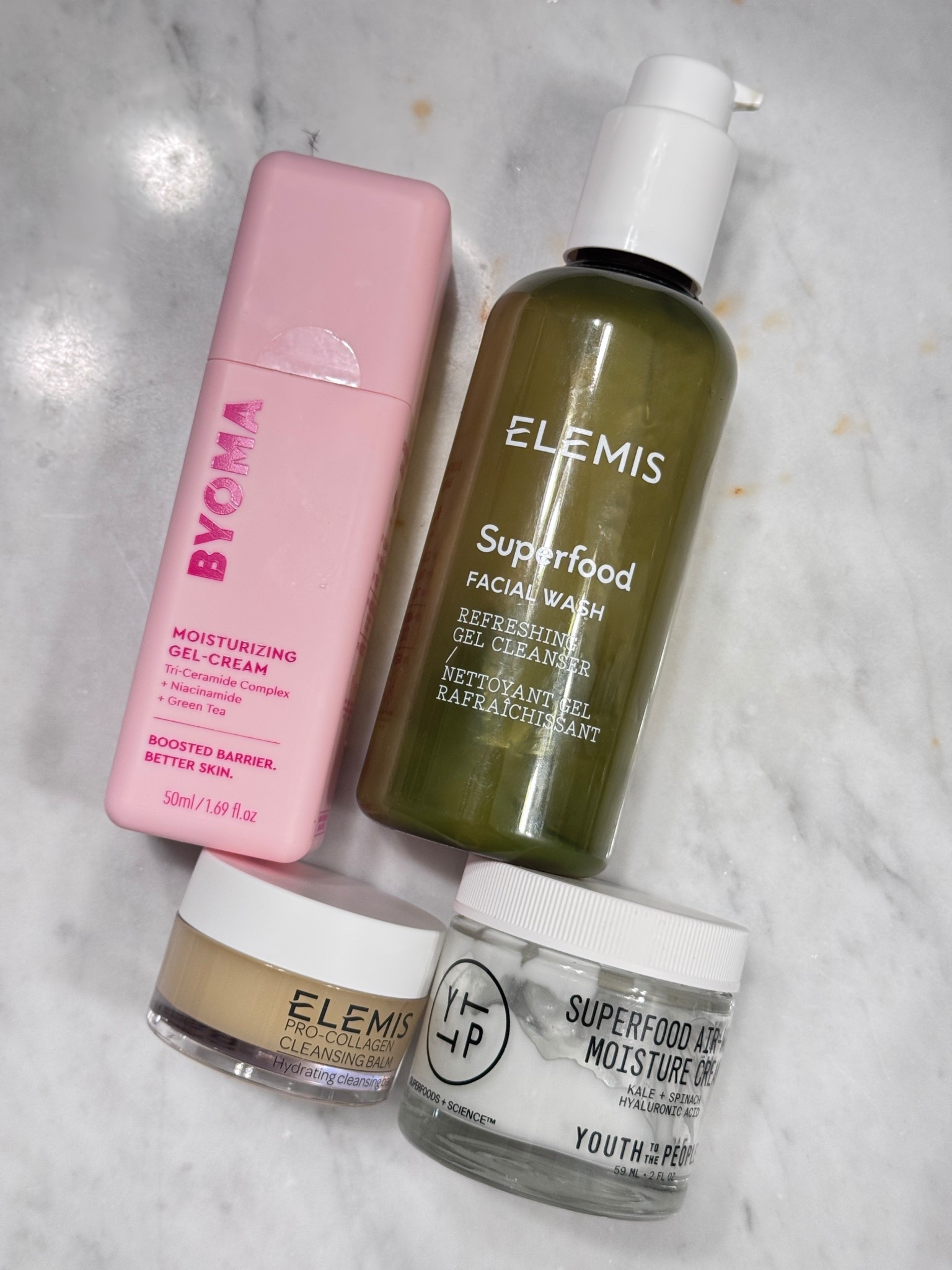 My daily skincare routine ❤️ #skincare #skincareroutine #beauty #byoma

#LTKBeauty