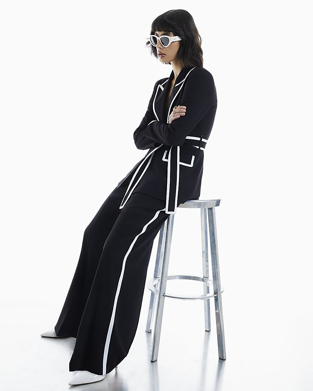 Black Contrast Tipping Wide Leg Trousers | River Island UK & IE