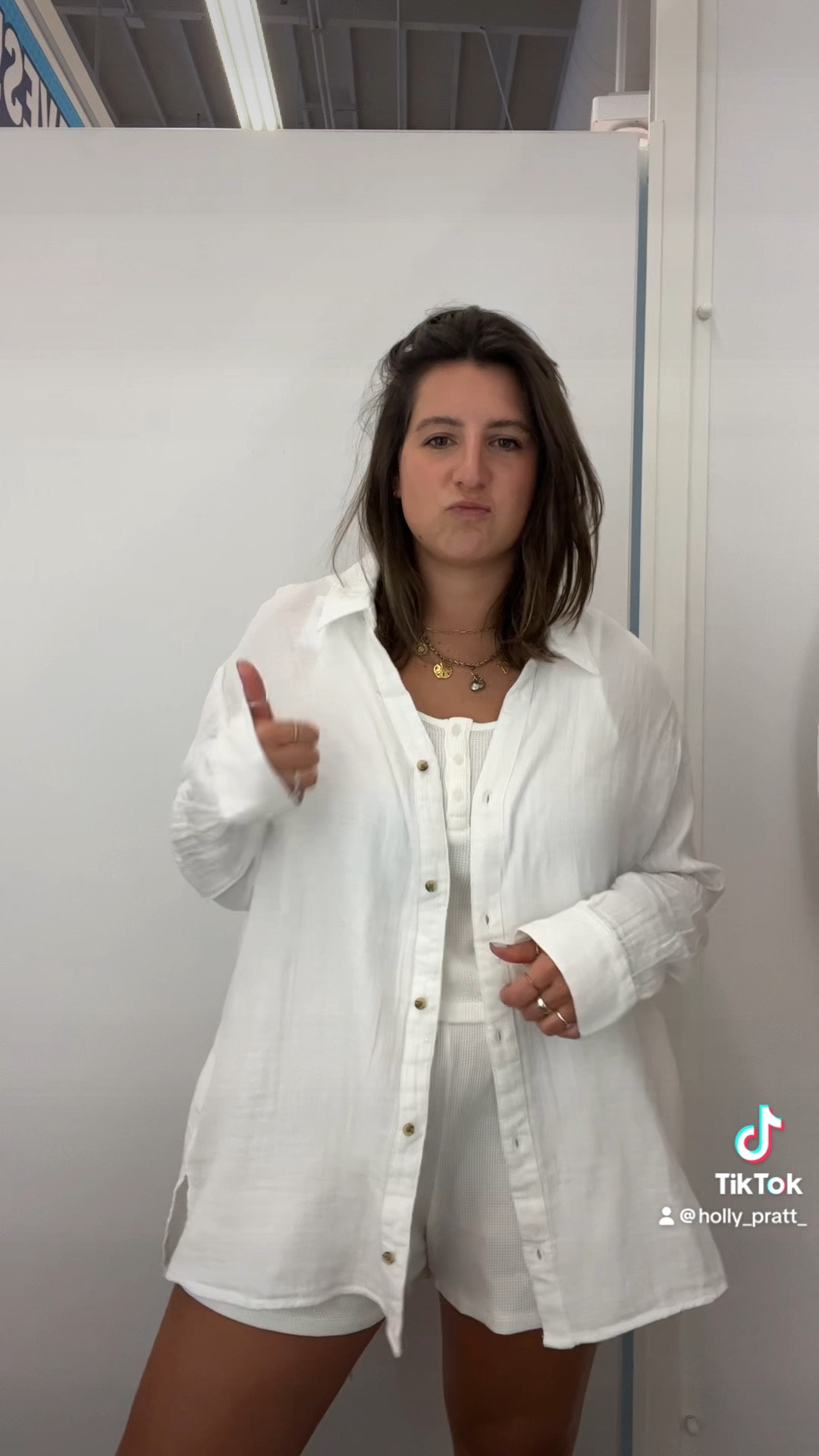 Old Navy try on as a size M/L



#LTKSeasonal #LTKfindsunder50 #LTKmidsize