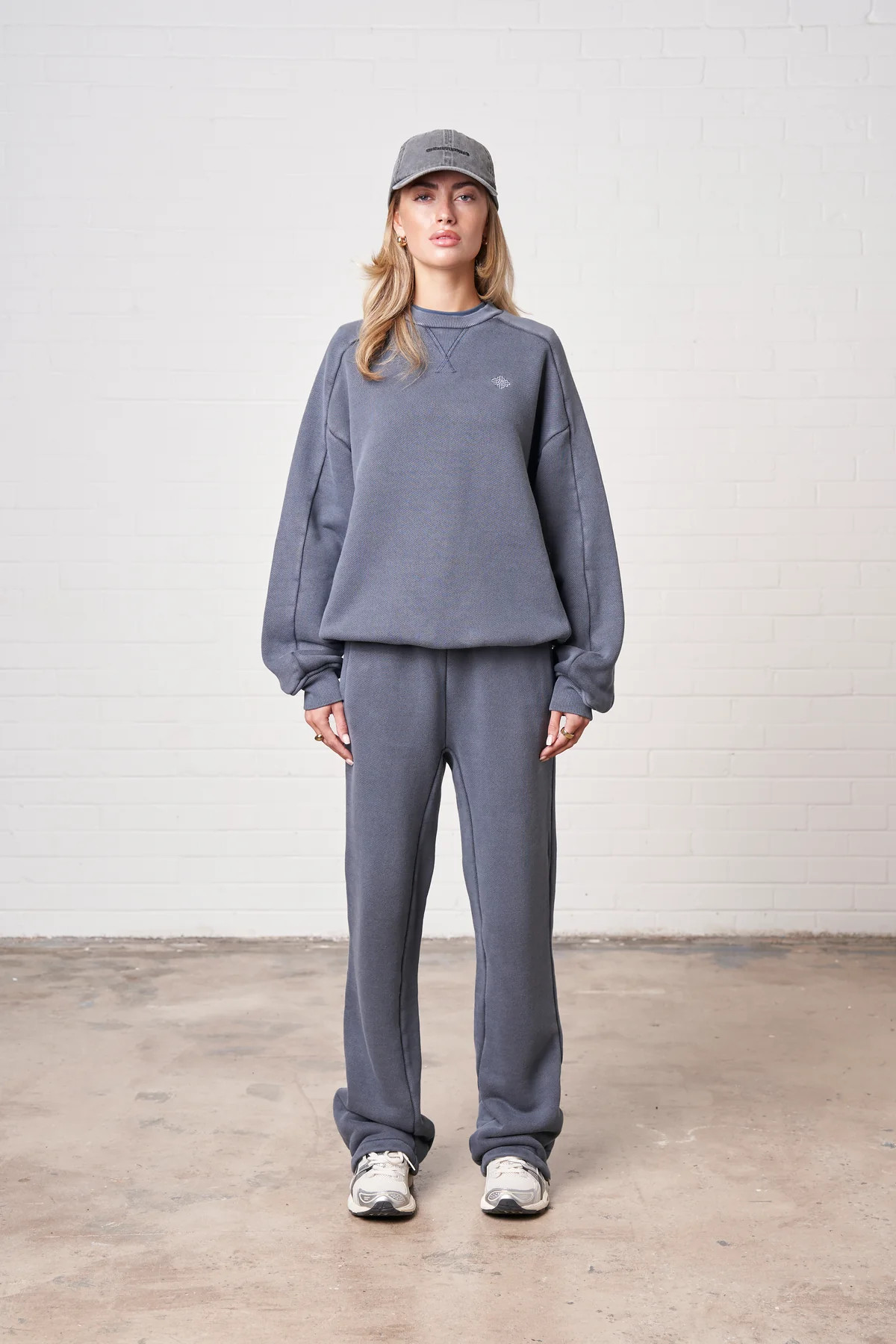 LAUNDERED CLASSICS SEAM DETAIL SWEATSHIRT - PETROL BLUE | The Couture Club