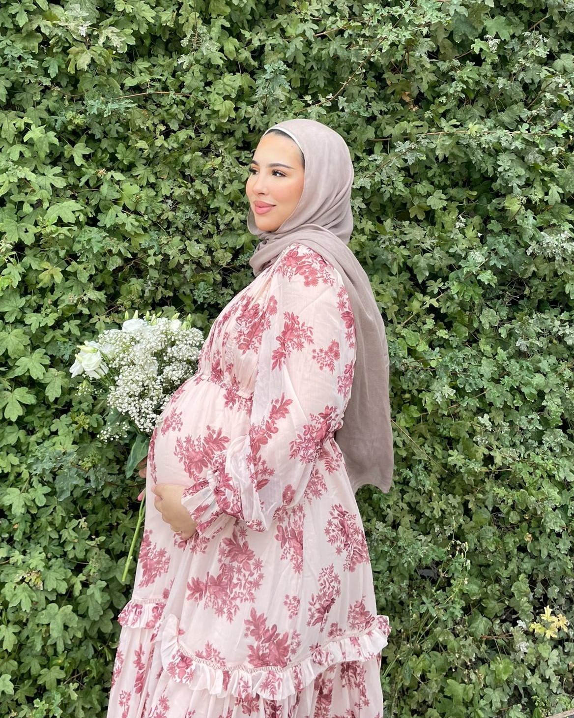 Pregnancy Dress ✨💓
 #hijab #hijabi #modest #pregnancy #pregnancydress 


#LTKBump #LTKFindsUnder100 #LTKBeauty