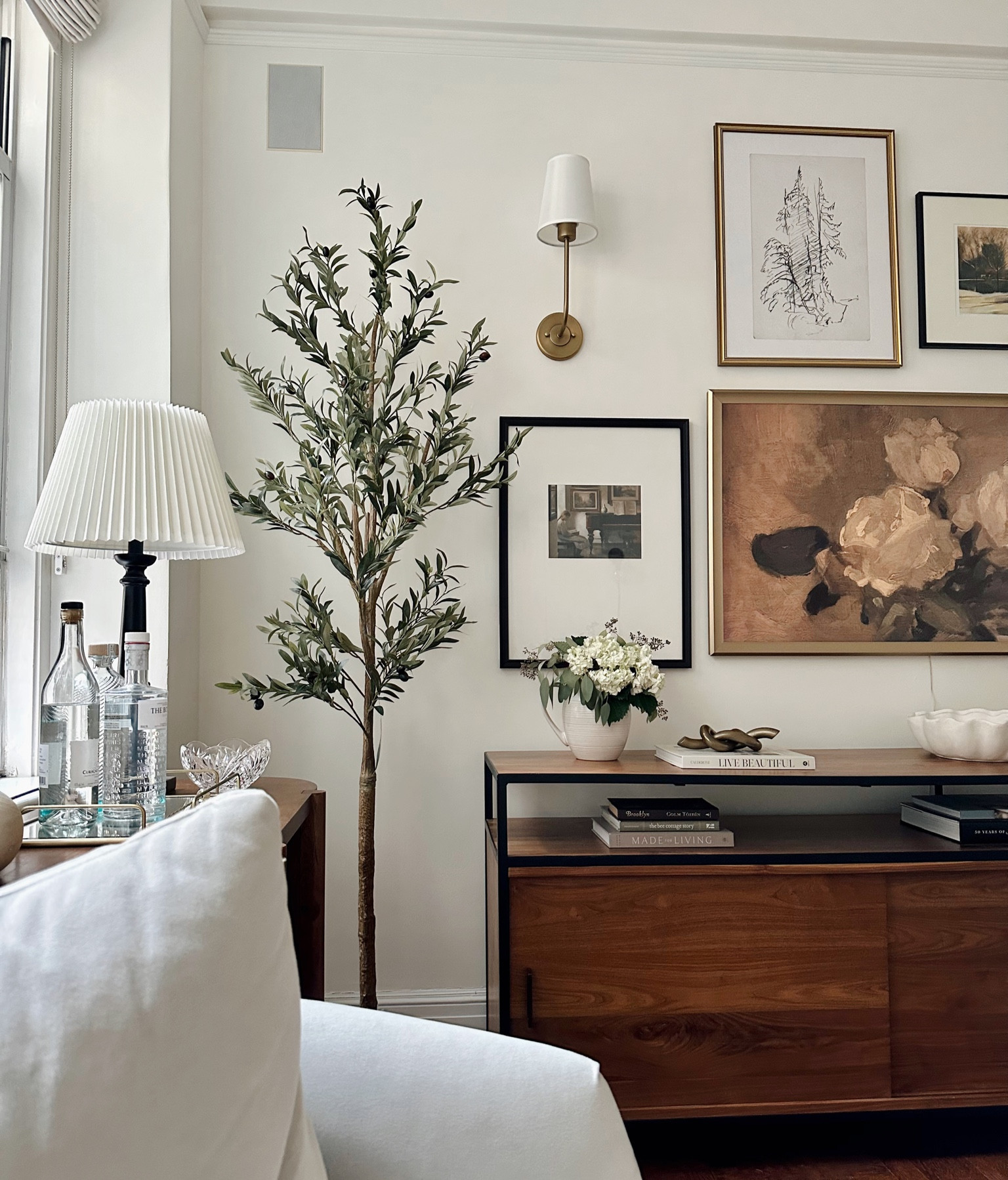 living room corner 

#LTKhome