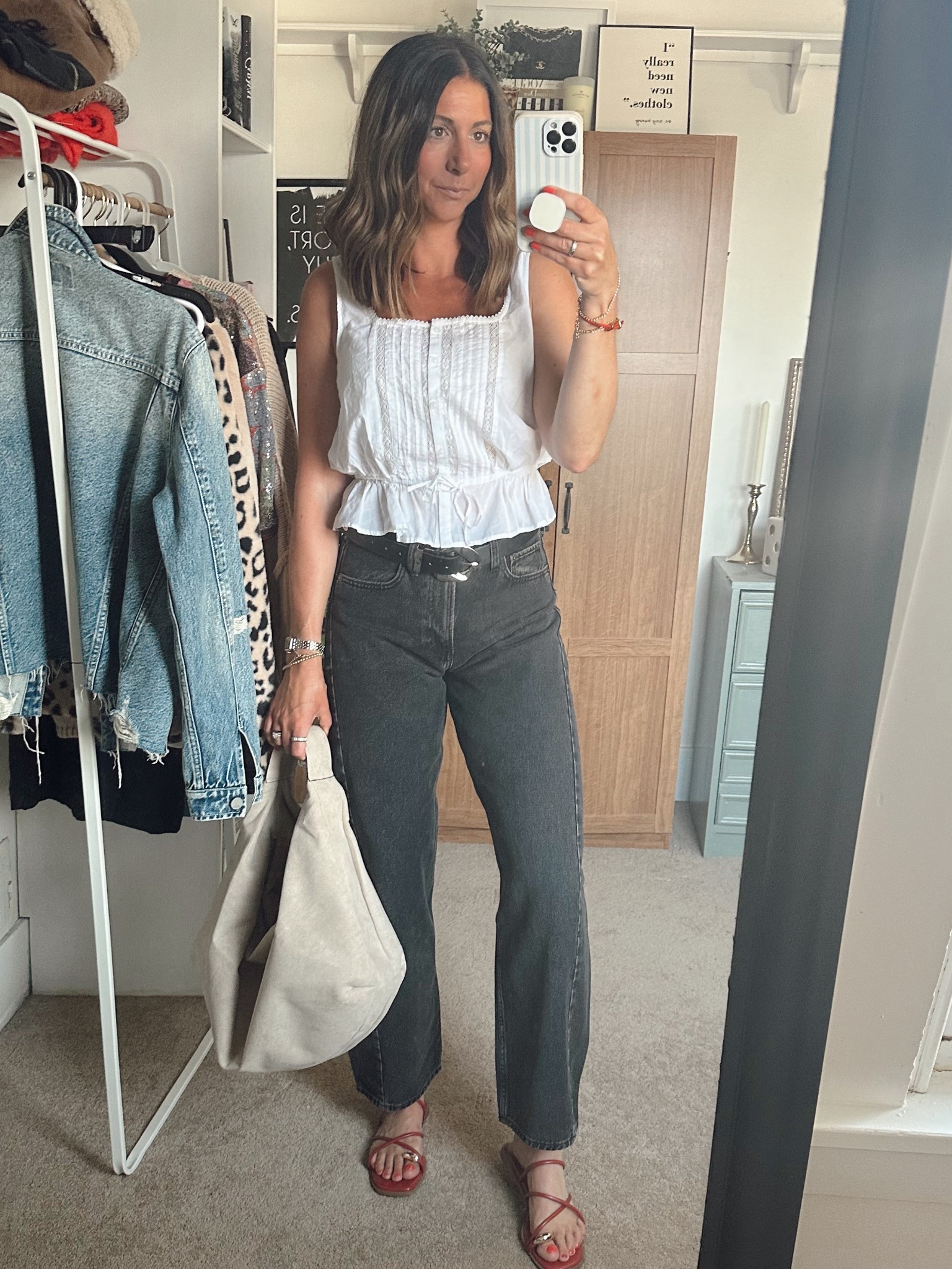 Abercrombie barrel jeans size 26 long // small in old navy top ( a little big) // SHEIN bag // Gabe’s belt // Marshall’s sandals 

#LTKSaleAlert #LTKFindsUnder50 #LTKStyleTip