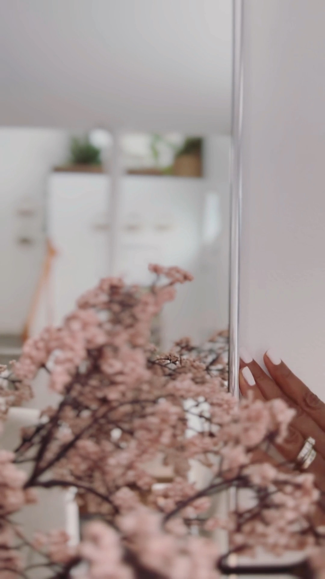  Adding this large @Amazon mirror changed the whole dining room vibe. It adds so much light and depth. A simple update that really makes this space feel finished.
I’ve linked the exact mirror below for you 👇

#LTKSaleAlert