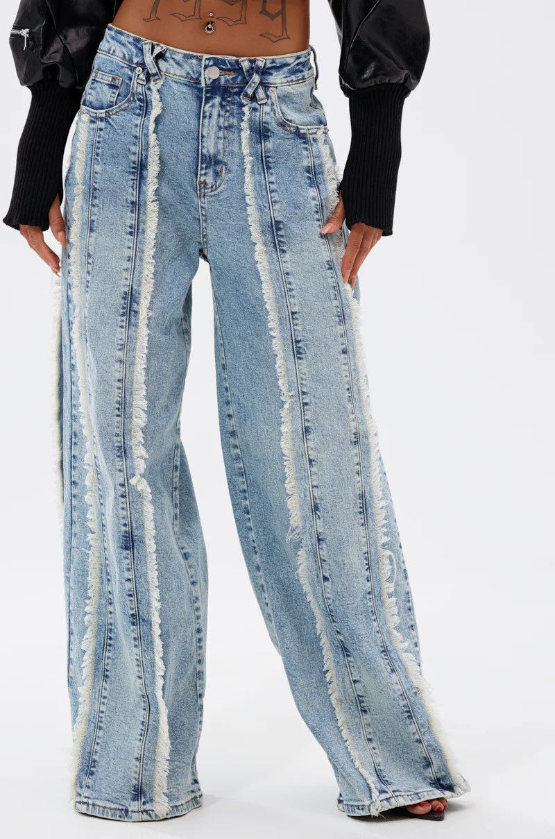 WHO KNOWS DISTRESSED WIDE LEG DENIM | AKIRA