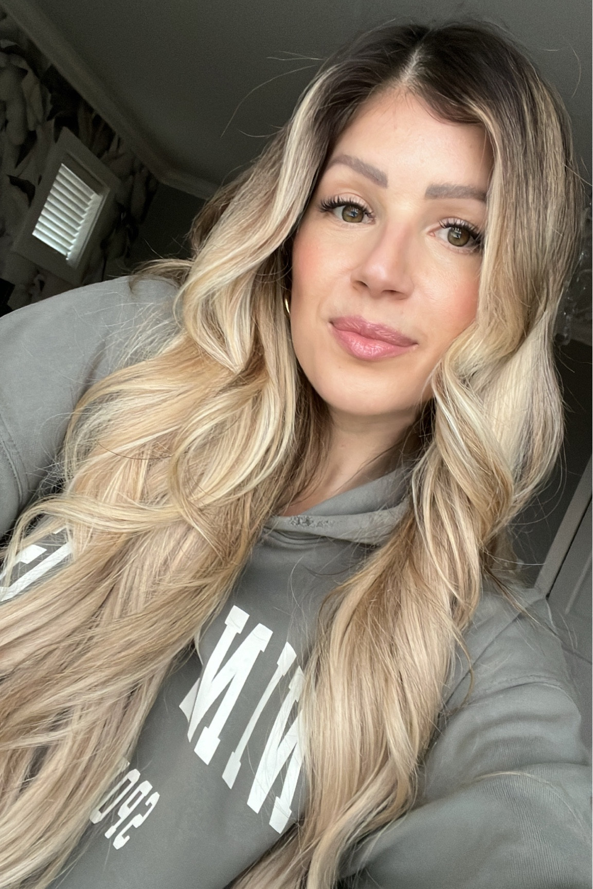 New fav 💋 lip combo 
Liner shade 01
Lipstick shade 540
Gloss shade 013

#LTKbeauty #LTKunder100