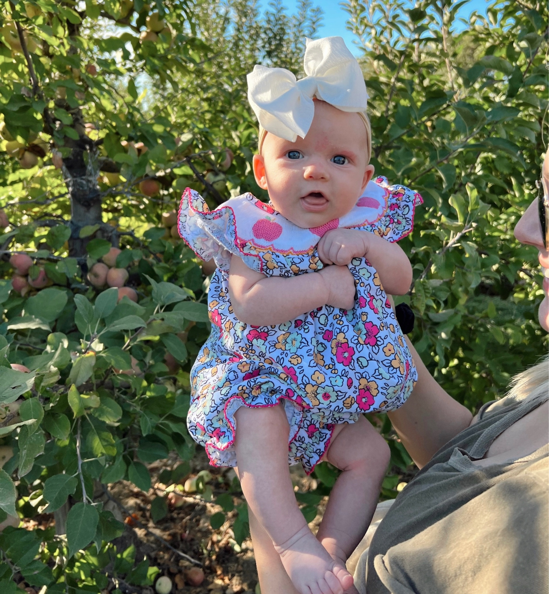 The BEST baby girl bows for newborns! This is one of my most used baby items having a baby girl! They don’t leave a mark on her head and are very lightweight! #babygirl #girlmom #babybow #hairbow #girl #girlie #amazon

#LTKbump #LTKfamily #LTKbaby