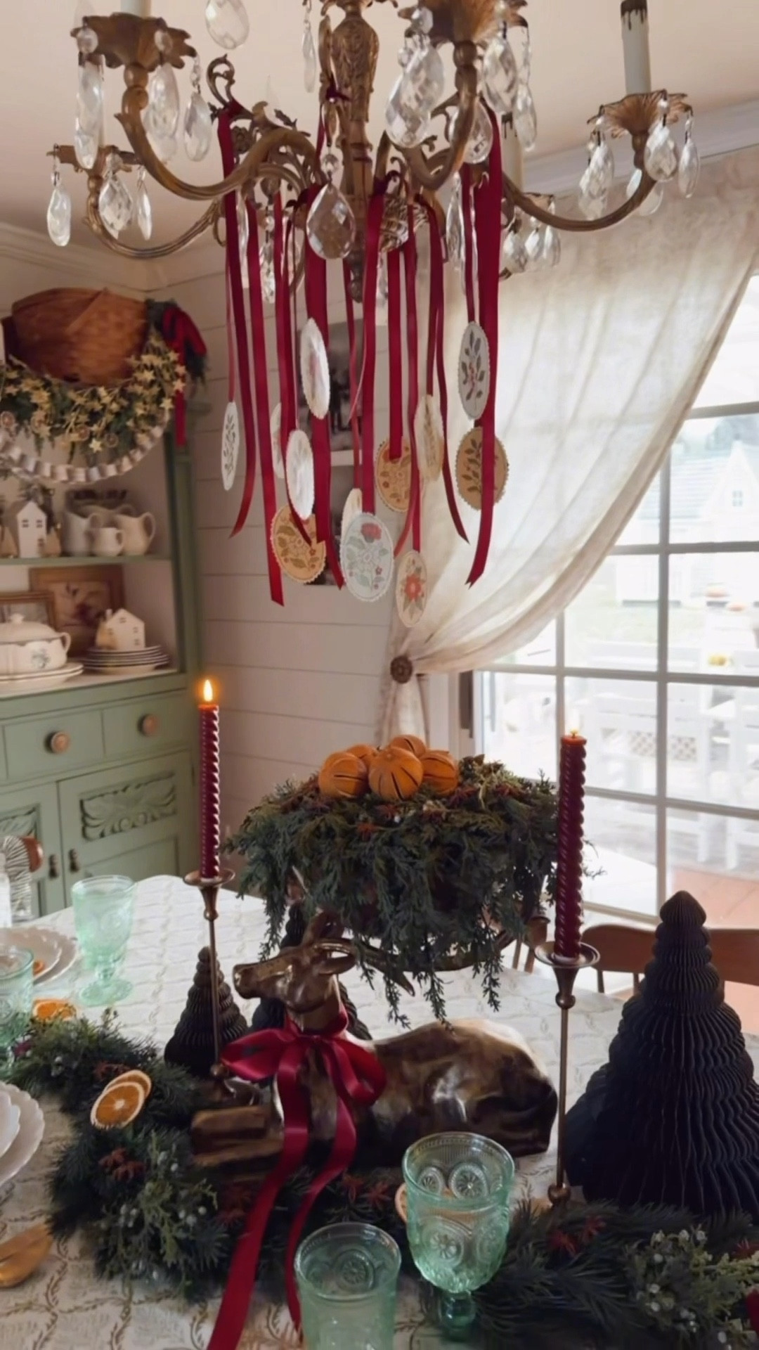 Christmas tablescape♥️

#LTKHoliday #LTKHome