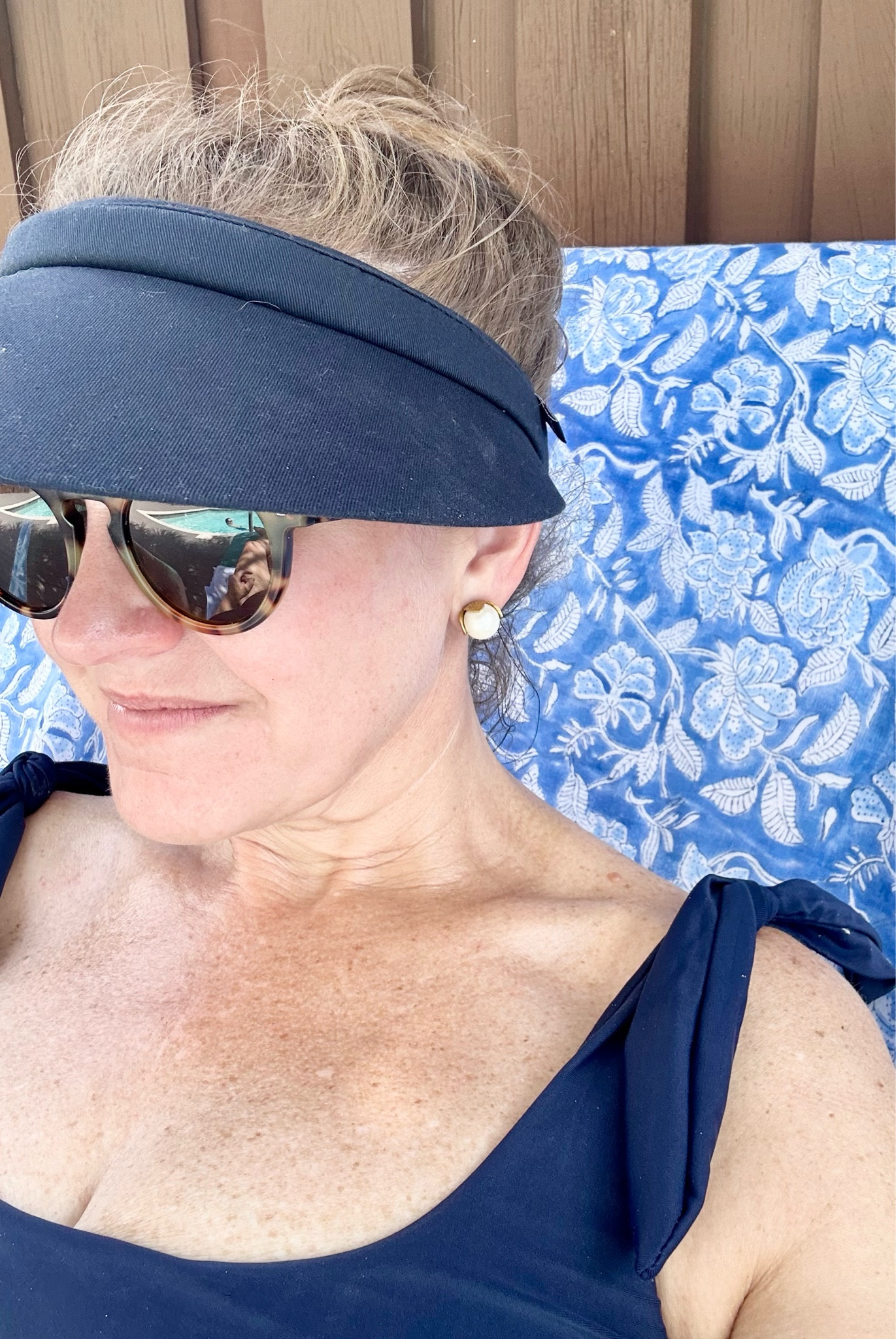 You will rarely see my face on this account because I’m always the one behind the camera. But I wanted to say one thing, having swimsuits you love and feel confident in are a requirement for any mom. I’ve linked 2 of my favorites this summer that make me feel like a million 💵. These are two of my go to brands and one for my Littles. I get more complements anytime I wear these to the beach or pool.

And these sunglasses are my favorite and I wear more than any other pair. They are on sale this weekend too! Down to $110! Such a steal!

#LTKSwim #LTKFamily #LTKOver40