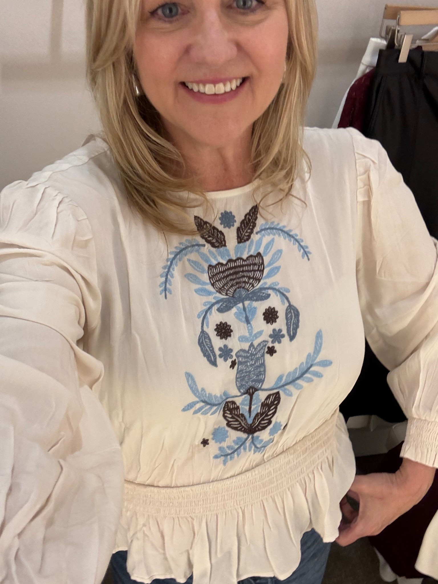 Cute top! 

#LTKOver40 #LTKootd #LTKMidsize