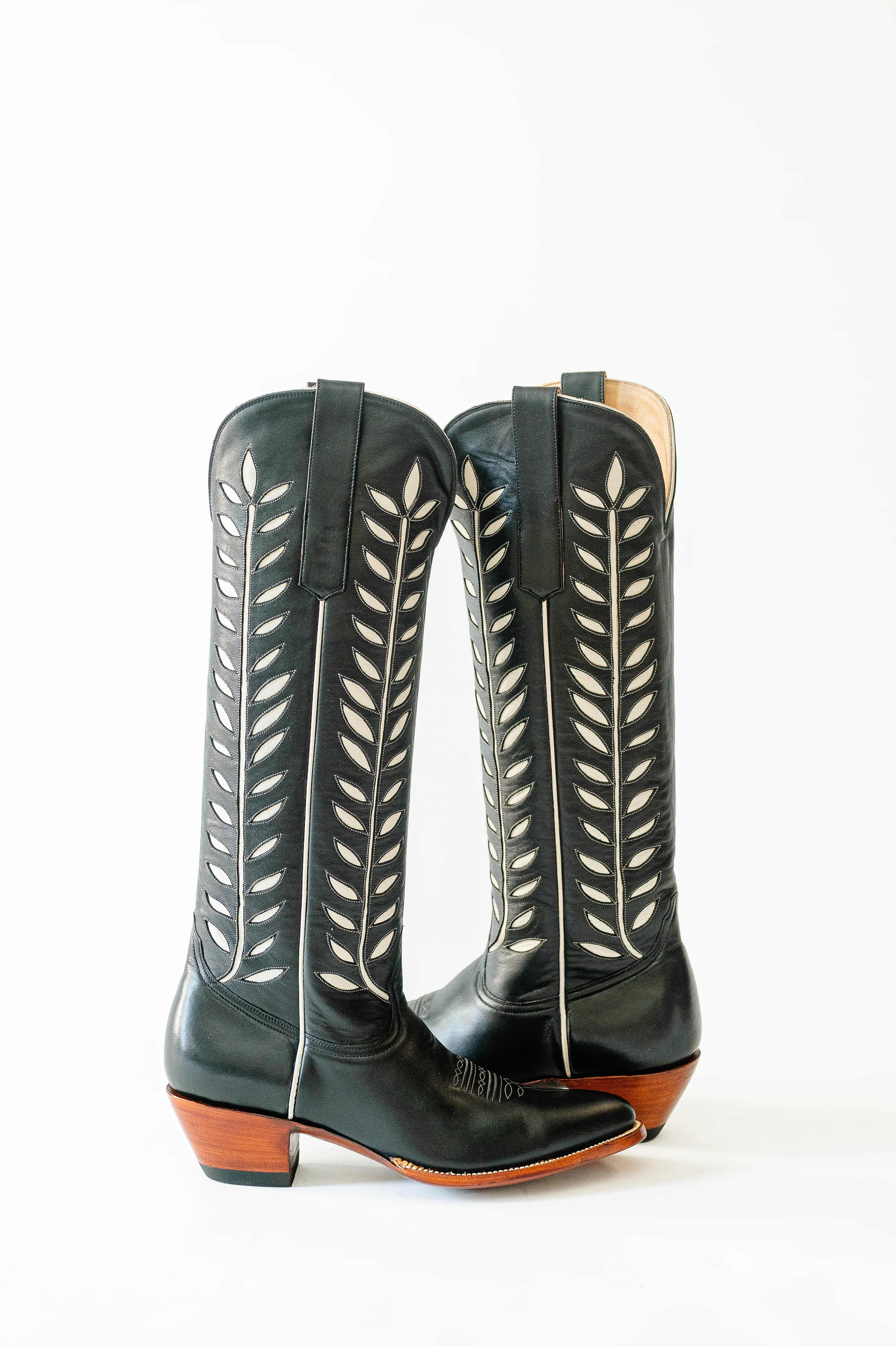 Rory Cowgirl Boot in Midnight | Petite Paloma