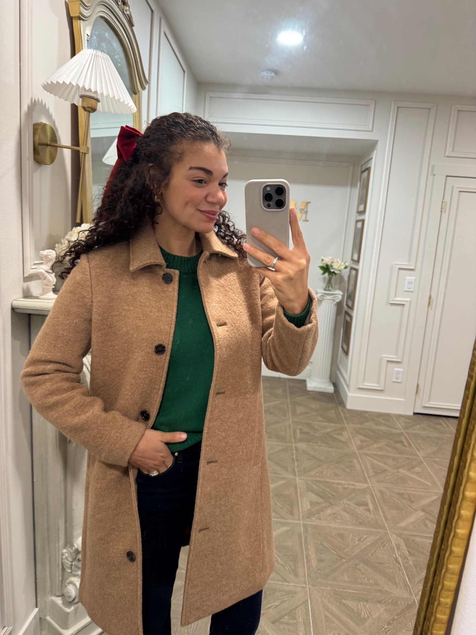 Easy casual holiday outfit idea: add a red bow in your hair and pair it with a green sweater and jeans 

#LTKootd #LTKHoliday