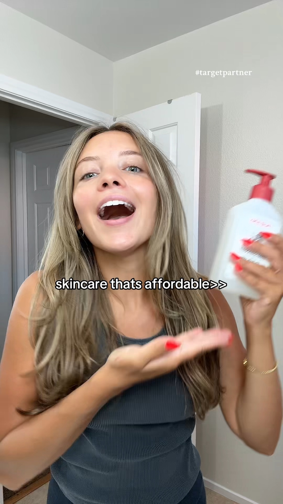 This face wash is going to be a new part of my routine to keep my summer skin hydrated !! #ad #ThayersPartner
#SummerSkin #targetstyle #targetpartner #target