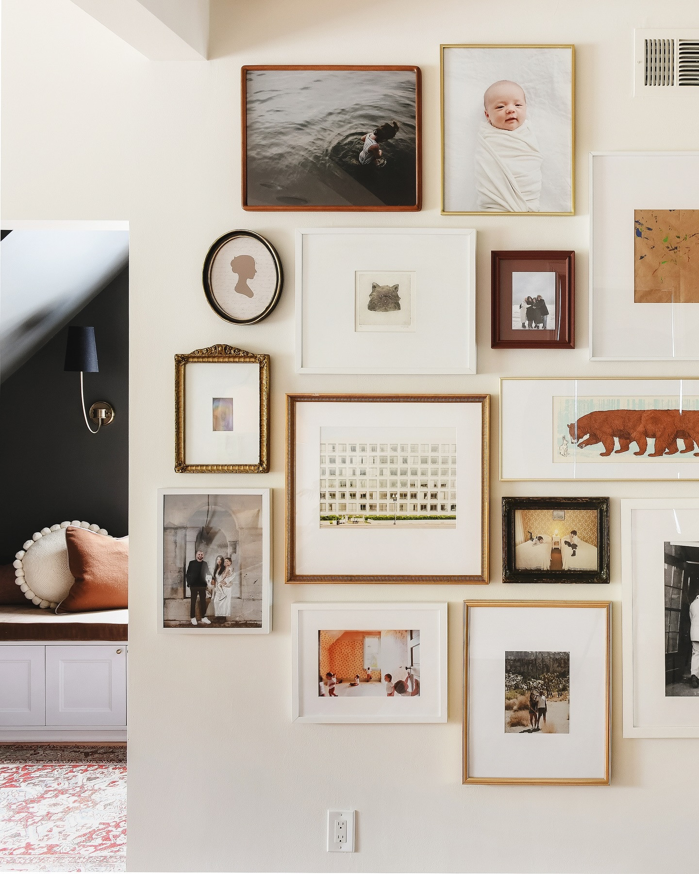 Gallery walls 4eva🤘 Still photos for your viewing and zooming pleasure. ⁠

#LTKHome