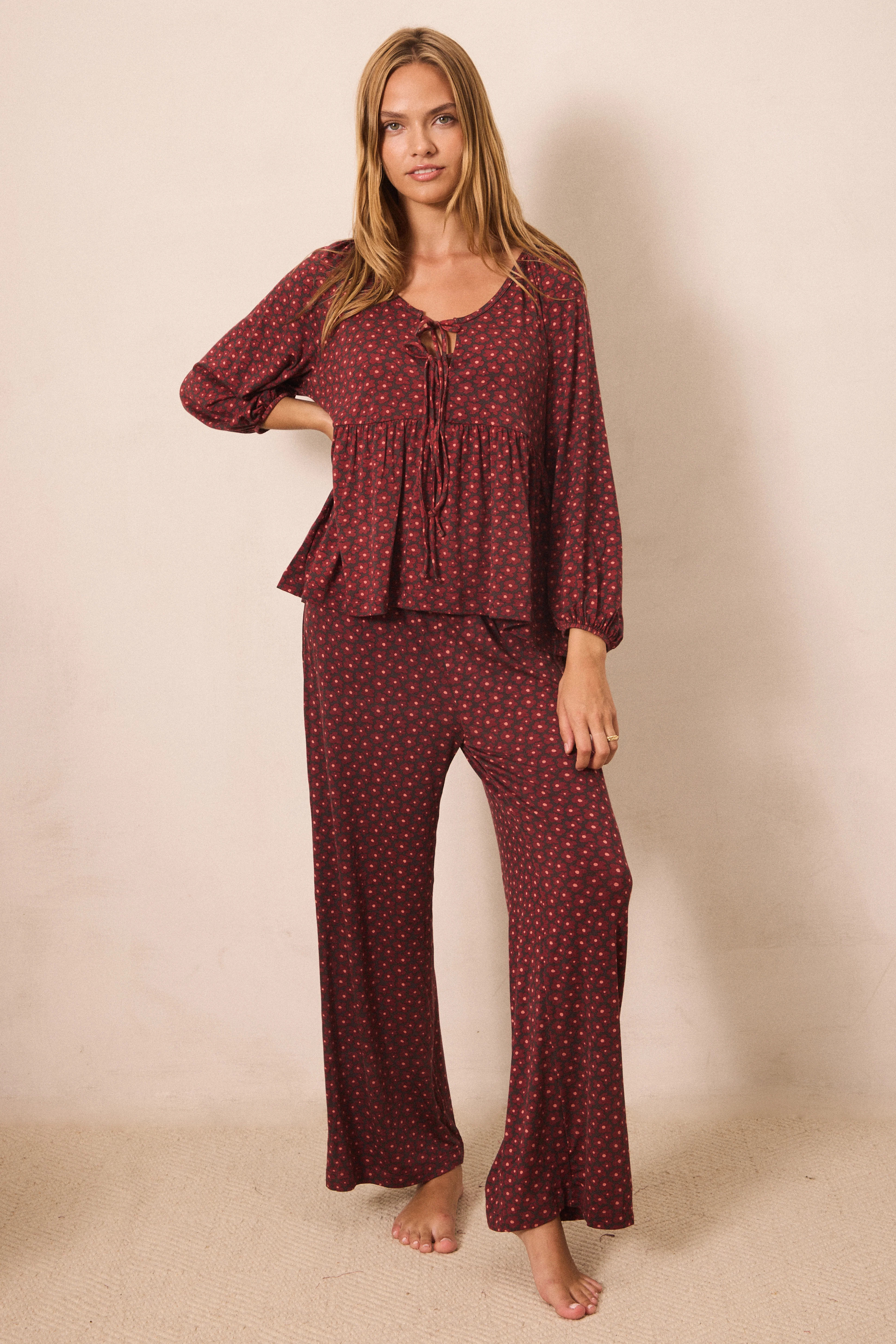 Midnight Daisy Tie-Top Long-Sleeve Women\u2019s Sleep Set | Solly Baby