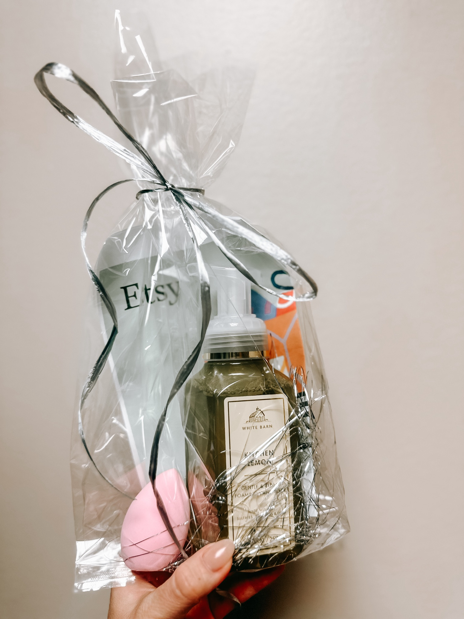 Cute, simple gift…Etsy gift card, soap, beauty product, lip gloss! 

#LTKSeasonal #LTKHoliday #LTKGiftGuide