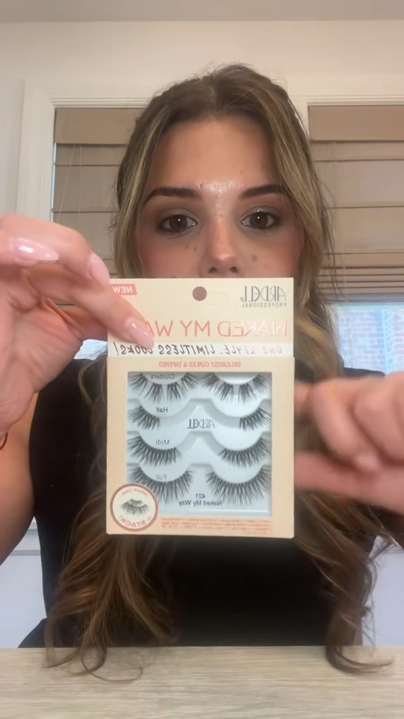 False lashes
Ardell 421 lashes 
Prime day sale 

#LTKBeauty #LTKSeasonal #LTKSaleAlert