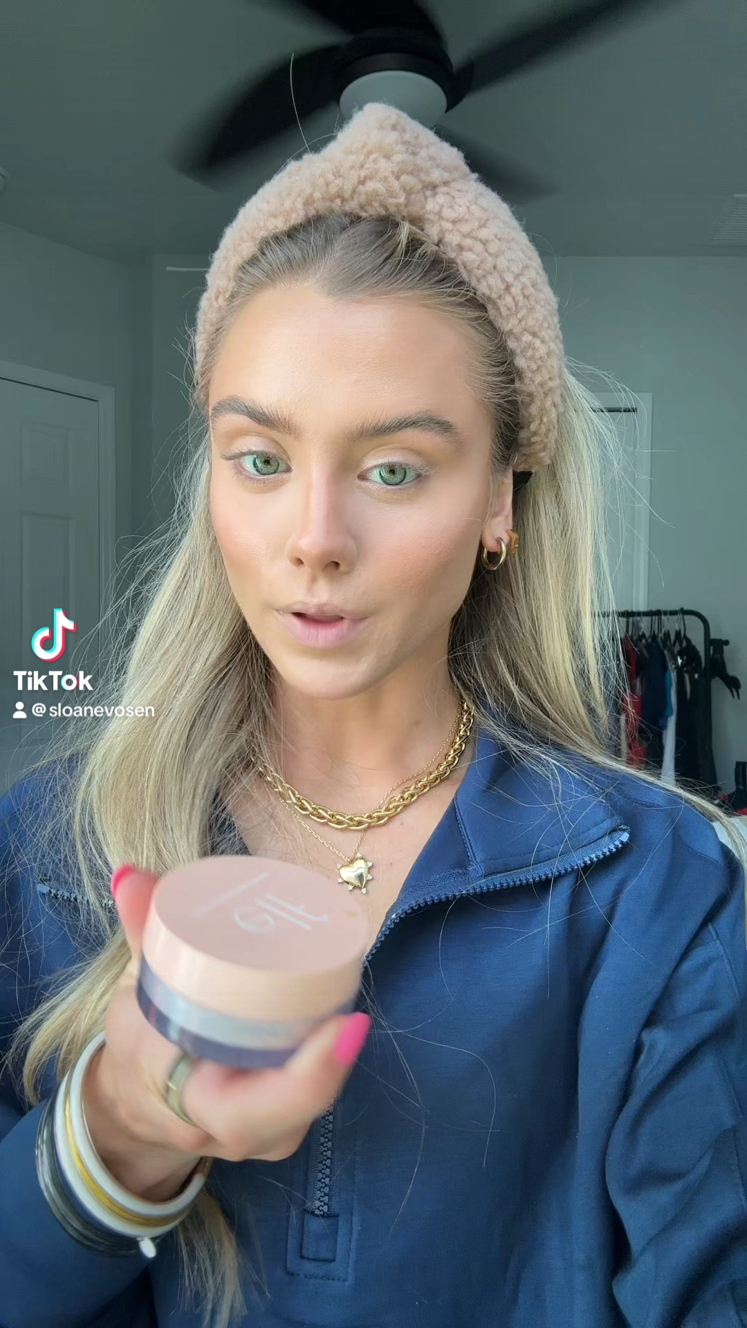 you know its good when you use your $8 setting powder versus other $60 setting powders in your makeup bag 🫣🤭 this is my favorite loose setting powder currently but get the pink shade !!! ✨💓

#settingpowder #settingpowdermakeup #settingpowders #viralmakeup #tiktokshopmakeup #beauty #makeup #ttsacl #pinksettingpowder #pinkundereyepowder #pinkpowder #makeuphack #viralsettingpowder #grwm #tryingnewmakeup #airbrushmakeup #filteredmakeup #elfyeah #elfcosmetics #haloglow #elfhaloglow #elfcosmeticsreview #elfhalosettingpowder #drugstoremakeupmusthaves #drugstoremakeupfavorites #drugstorebeautyreview #elfpowercouple #superbrandday 

#LTKFindsUnder50 #LTKVideo #LTKBeauty