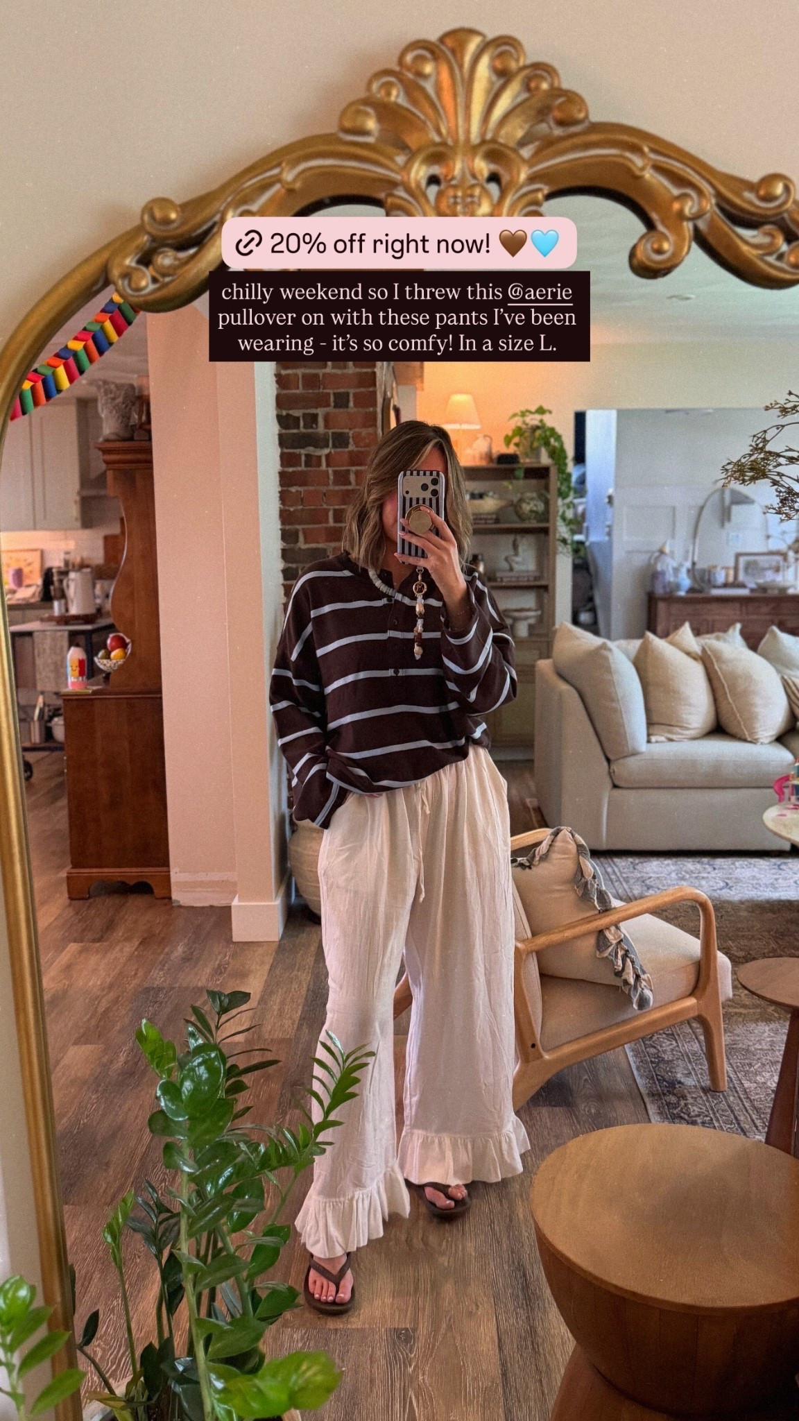 chilly weekend so I threw this @aerie pullover on with these pants I’ve been wearing - it’s so comfy! In a size L.