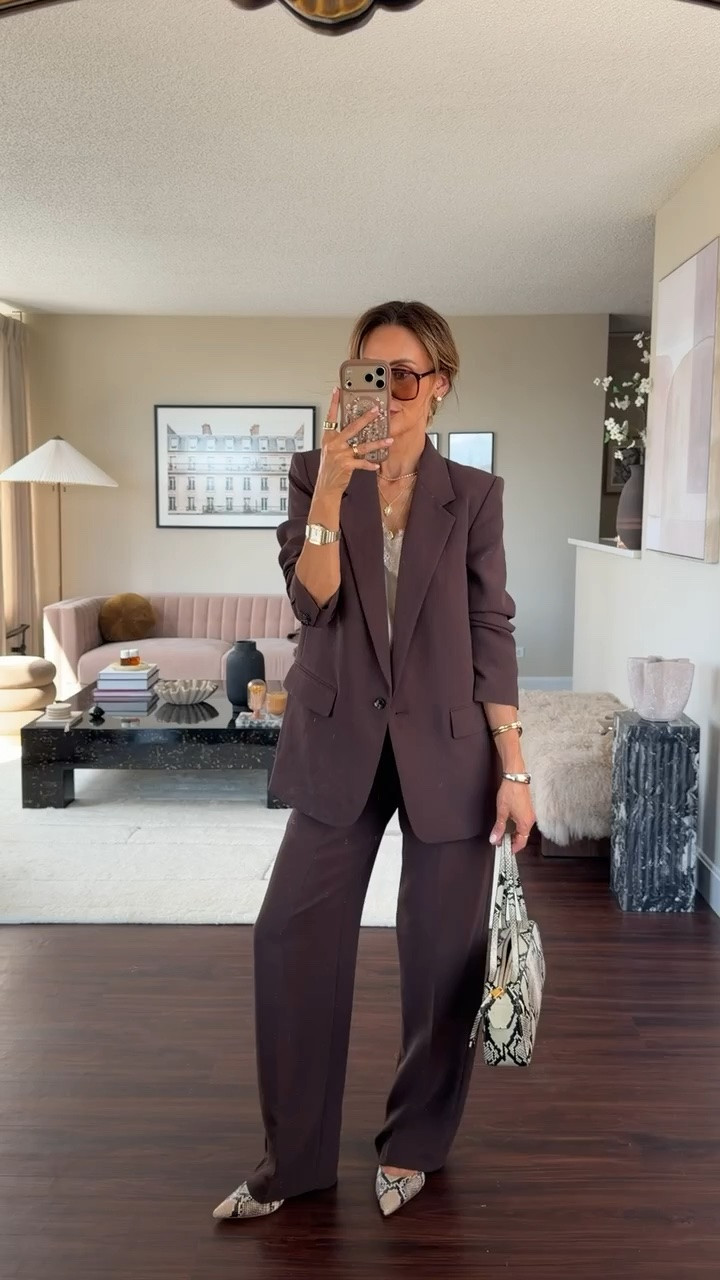 These trousers are the best investment piece, this is my fourth color in this pant and they are wrinkle resistant and so wearable.

#LTKWorkwear #LTKSeasonal #LTKTravel