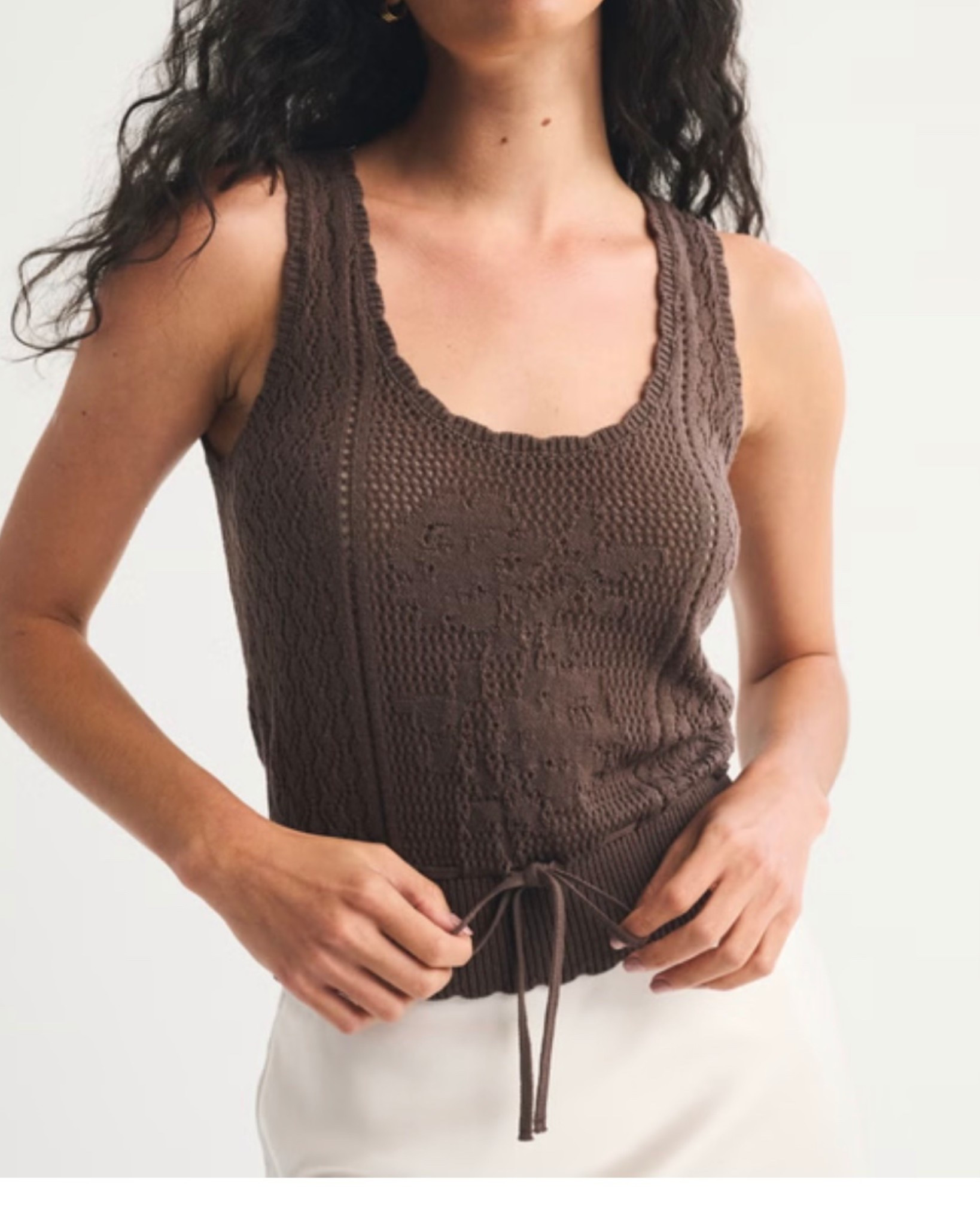 @abercrombie knit tank 🤎
