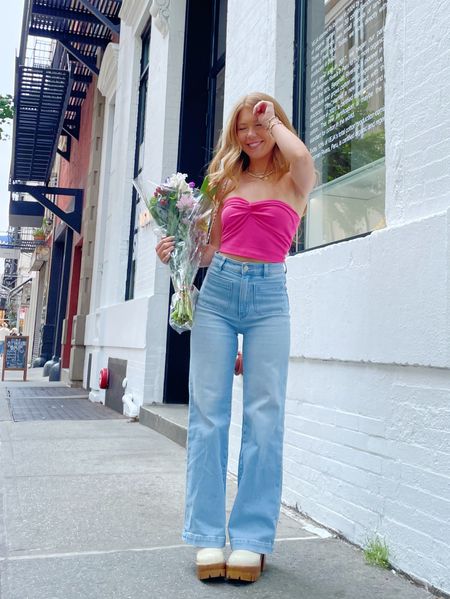 my favorite jeans rn 💙✨ 

#LTKGiftGuide #LTKFind #LTKSeasonal