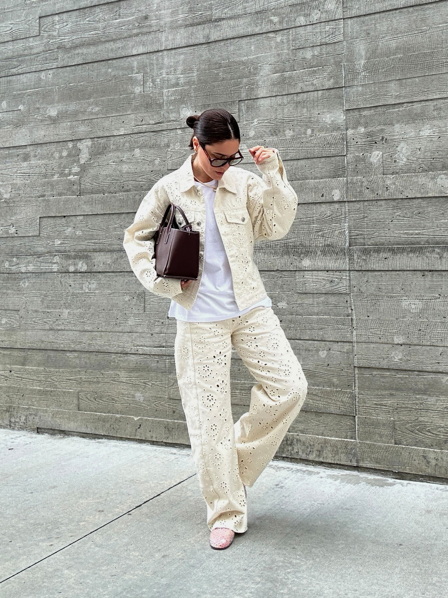 Chic comfy spring outfit idea 🤍 

#LTKdayinmylife #LTKNYFW #LTKootd