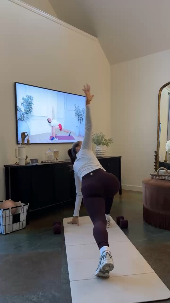 WORKOUT WITH ME ✨
code: ALOPROFILE25 for Sculpt Society

*My workout mat is Stakt*

#LTKActive #LTKfitnessgoals #LTKmorningroutine