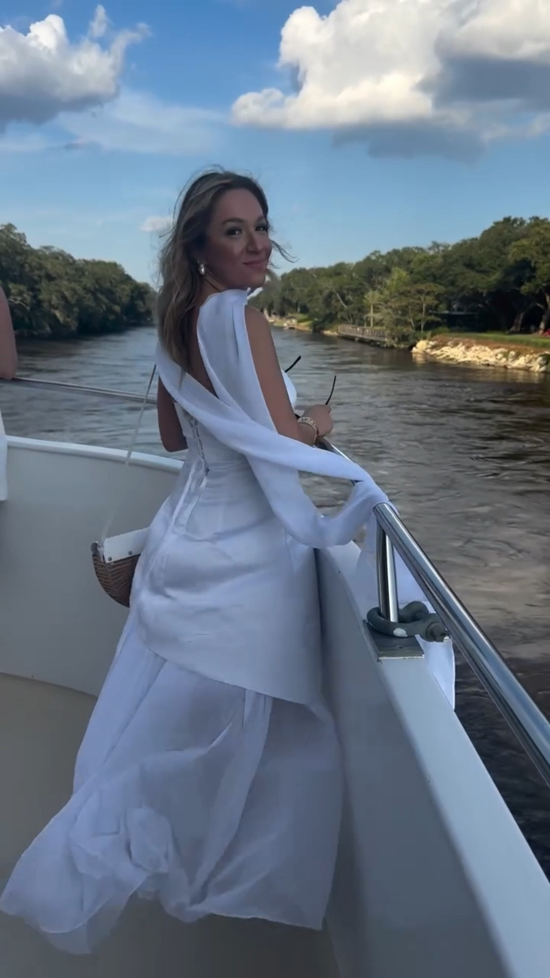 ✨ Charleston sunsets, the @carolinagirlyacht , and the most incredible White Party hosted by @Sciton @sciton_southcarolina 🤍⚓️

Our @bareskinmedicalspa team had the best time connecting with providers from all over the country, sharing knowledge, and celebrating the future of aesthetics together. 🌟 Nothing beats learning, networking, and having fun all in one gorgeous Charleston setting!

Huge thank you to Sciton for bringing the community together and giving us the opportunity to grow as providers while enjoying such a magical evening on the water. 🥂

📍 Charleston, SC
💉 Aesthetics | Education | Community

#CharlestonSC #CarolinaGirlYacht #CharlestonEvents #CharlestonLife #Sciton #ScitonLaser #CharlestonAesthetics #CharlestonMedSpa #CharlestonInjector #CharlestonSkin #CharlestonBeauty #LowcountryLiving #HolyCityVibes #AestheticsCommunity #AestheticProviders #MedicalAesthetics #ScitonWhiteParty #CharlestonYachtParty