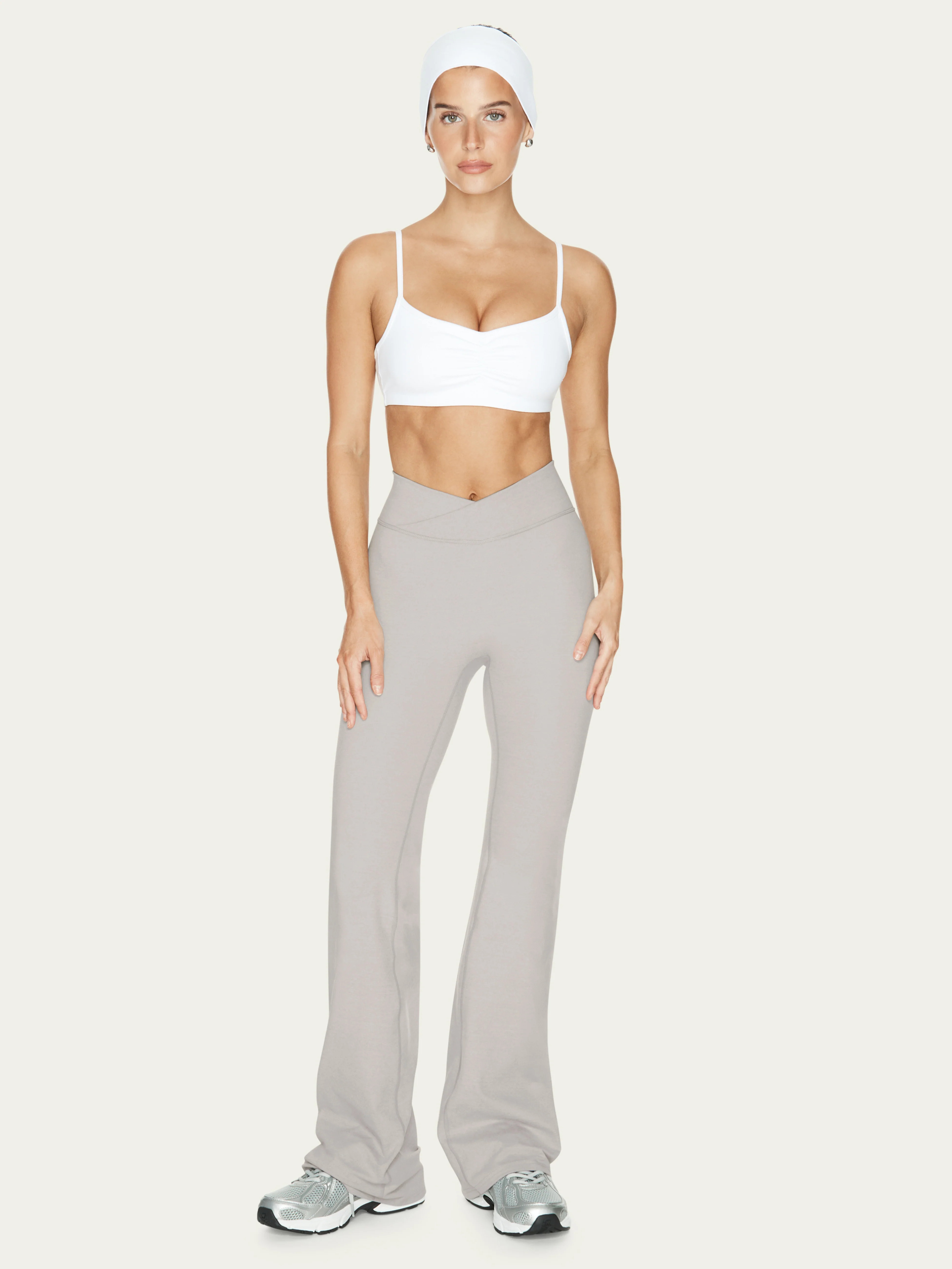 The V Flare Heather Grey | 437