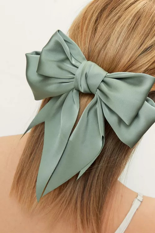Satin Oversized Double Bow Hair Clip | NastyGal (UK, IE)