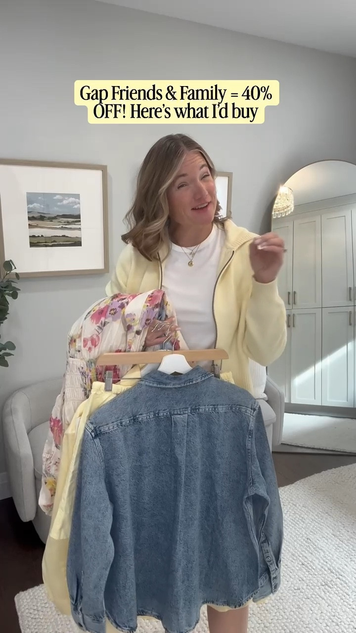 Gap Friends & Family Sale is here! 40% off your purchase✨ take an extra 20% off your purchase with code BEST additional 10% off with code FAMILY. YES, you can stack all these codes. HAPPY SHOPPING 🛍️ 

#LTKcanada #LTKsale