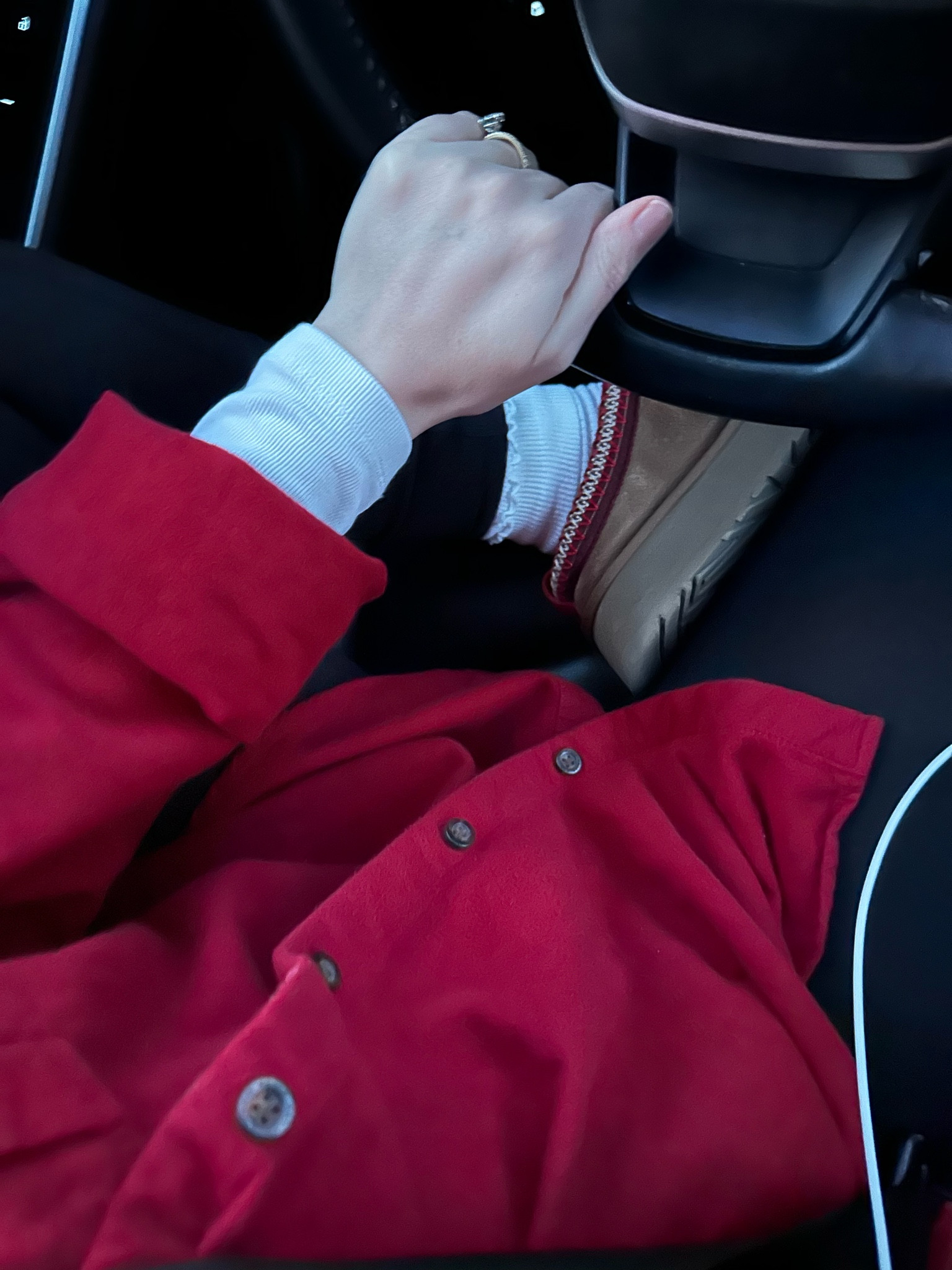 SAHM OOTD. Can’t tell if it’s cute or I look like Santa? Lol

Thrifted this vintage Eddie Bauer flannel last year. Linked similar.  

#LTKHoliday #LTKSeasonal #LTKActive